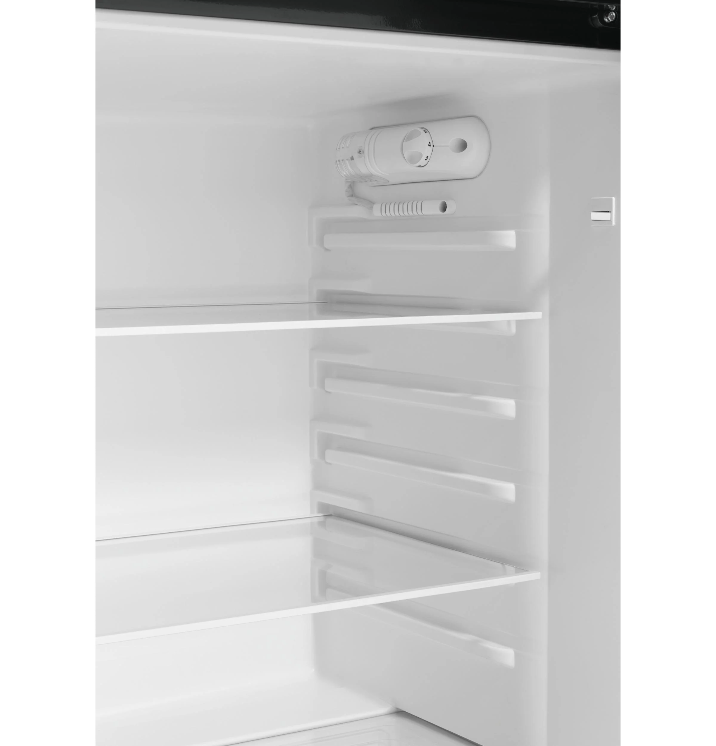 GPV10FSNSB GE® 9.8 Cu. Ft. 12 Volt DC Power Top-Freezer Refrigerator - Image 8