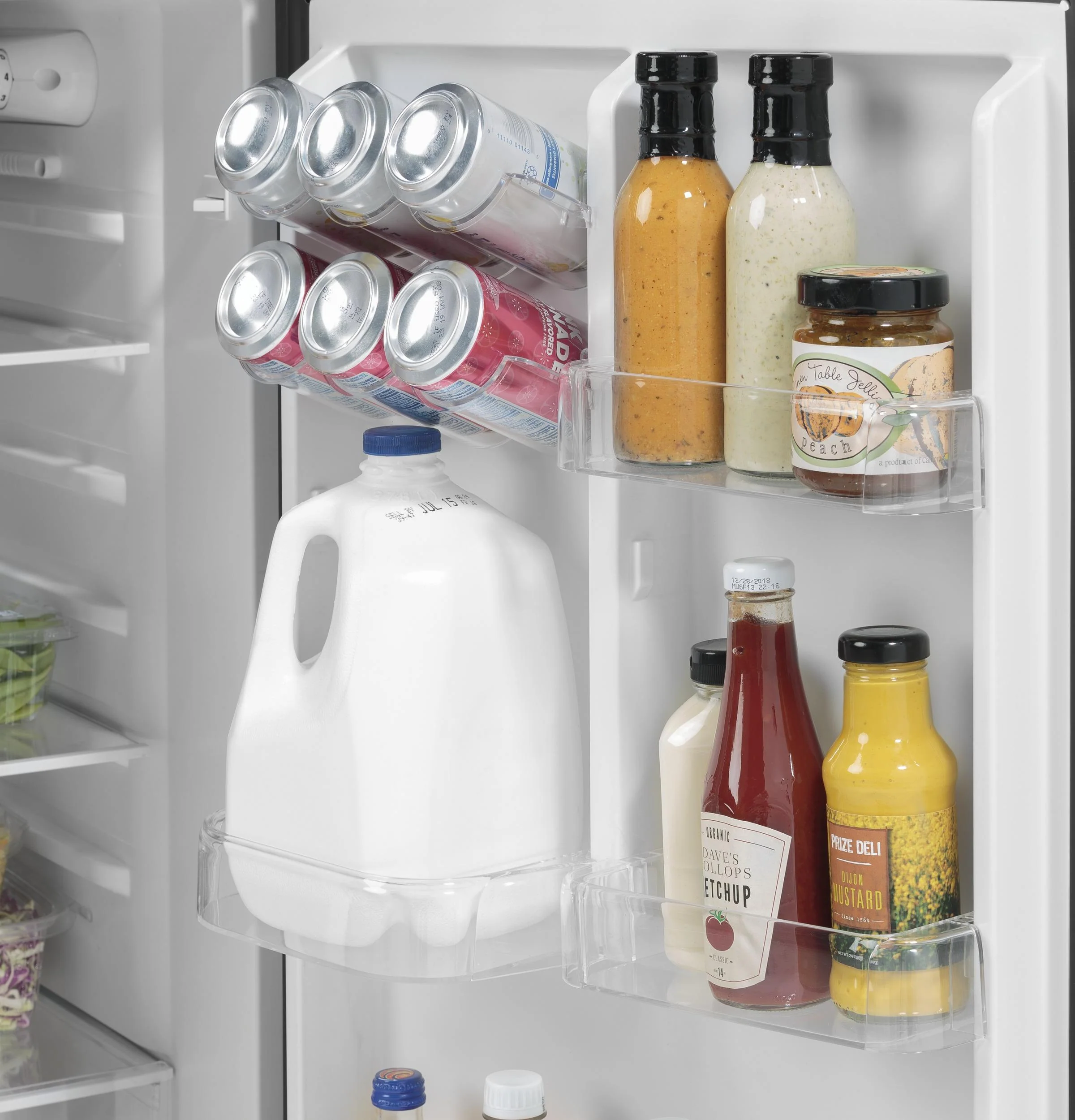 GPV10FSNSB GE® 9.8 Cu. Ft. 12 Volt DC Power Top-Freezer Refrigerator - Image 9