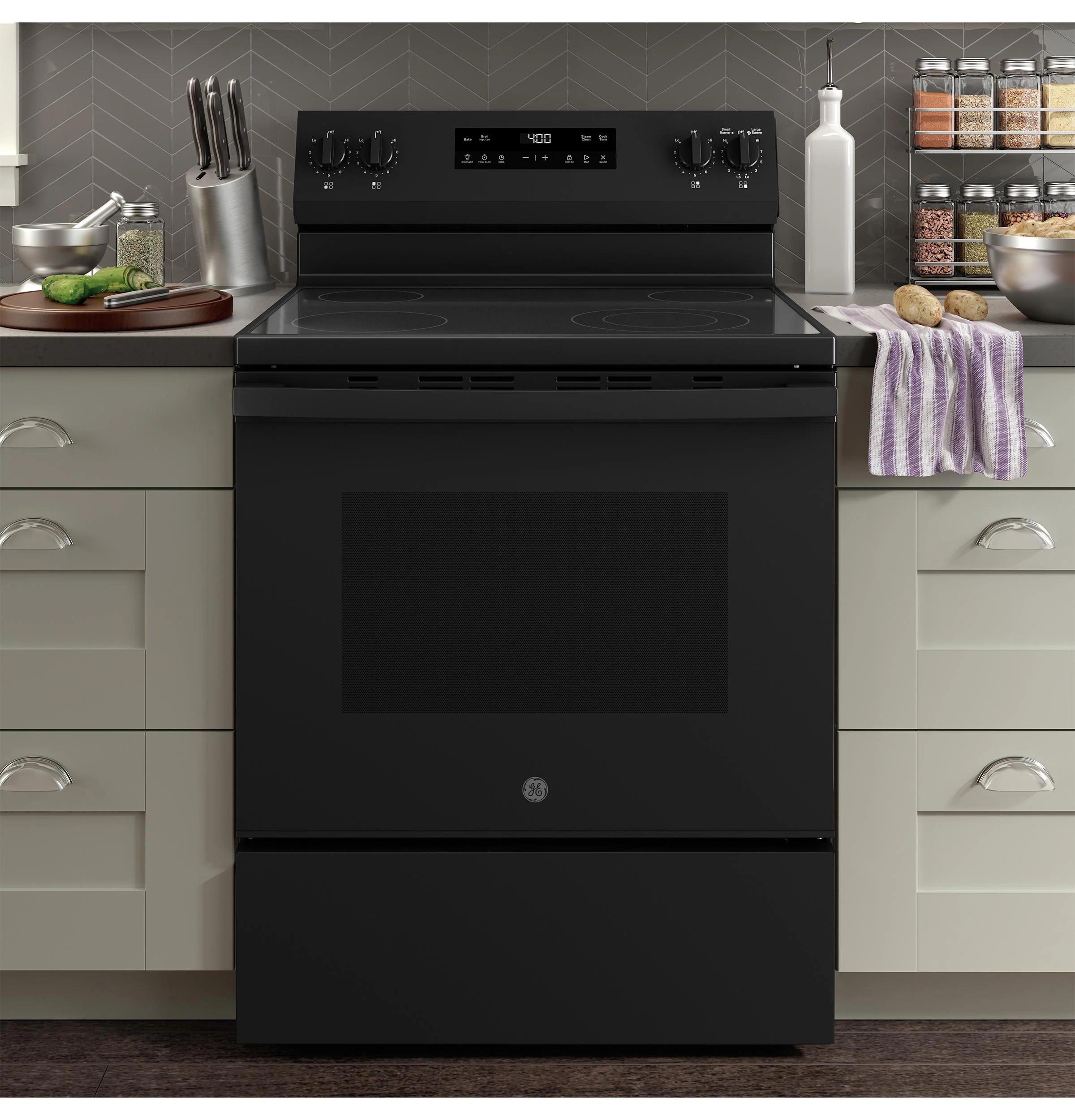 GRF400SVBB GE® ENERGY STAR® 30" Free-Standing Electric Range - Image 6