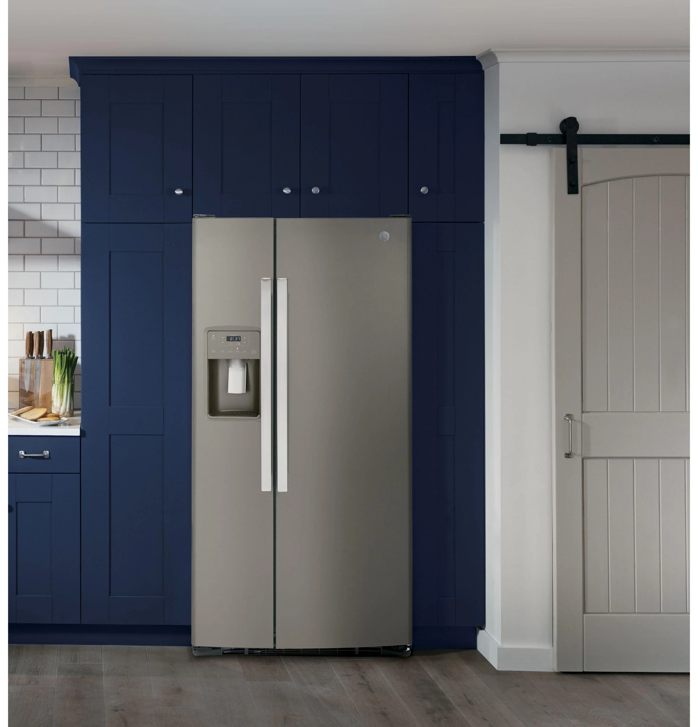 GSS23GMPES GE® 23.0 Cu. Ft. Side-By-Side Refrigerator - Image 28