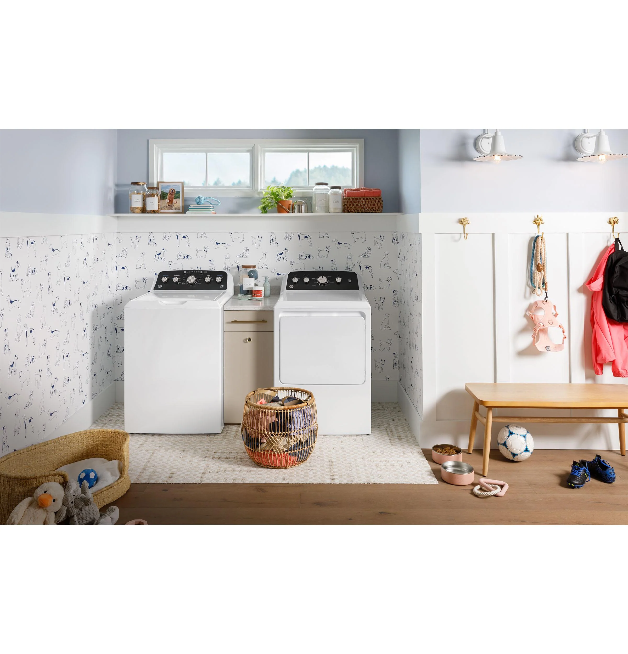 GTD48EASWWB GE® 7.2 cu. ft. Capacity Electric Dryer with Up To 120 ft. Venting and Extended Tumble - Image 10