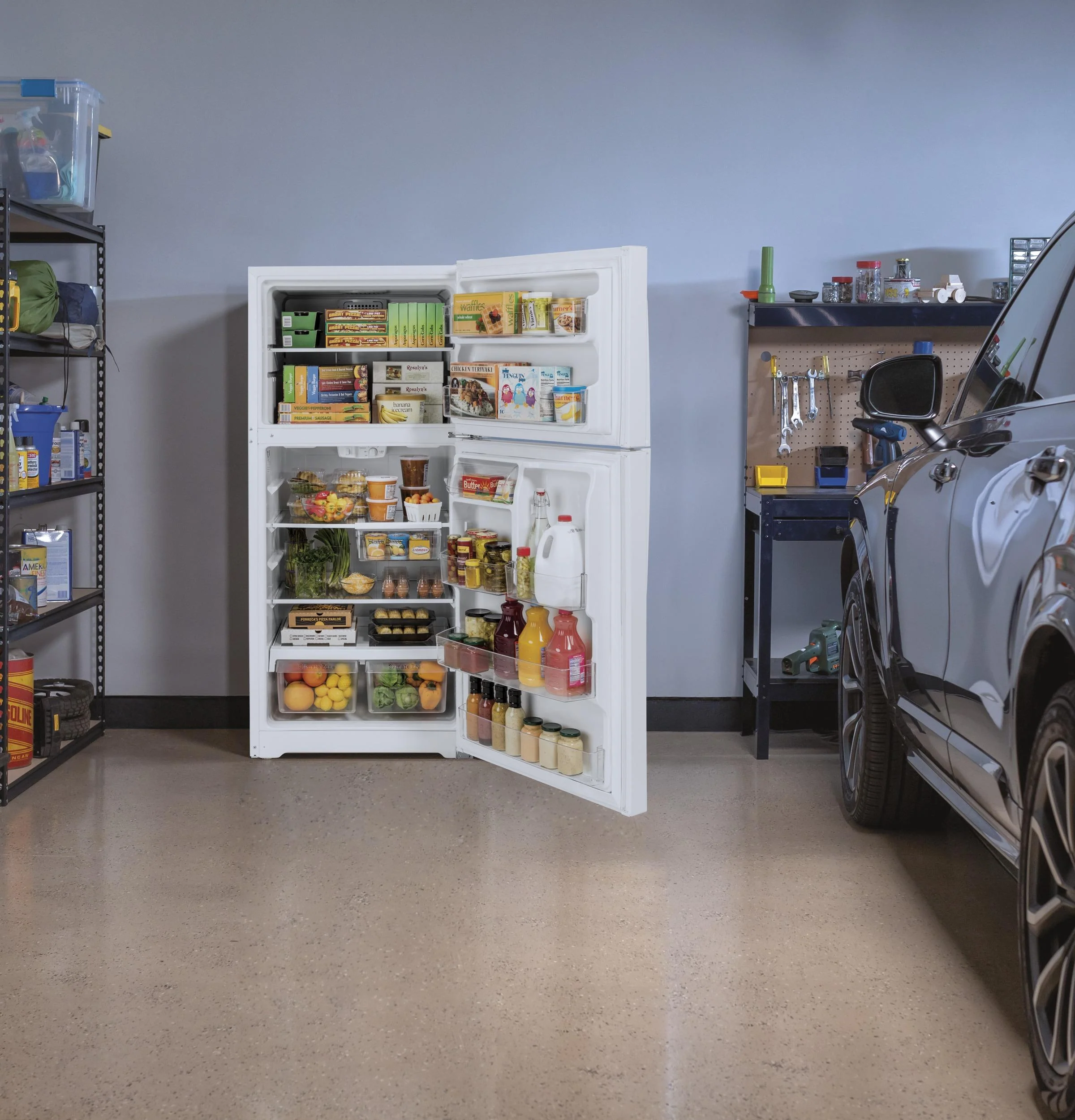GTS19KGNRWW GE 19.2 Cu. Ft. Garage Ready Top-Freezer Refrigerator - Image 6