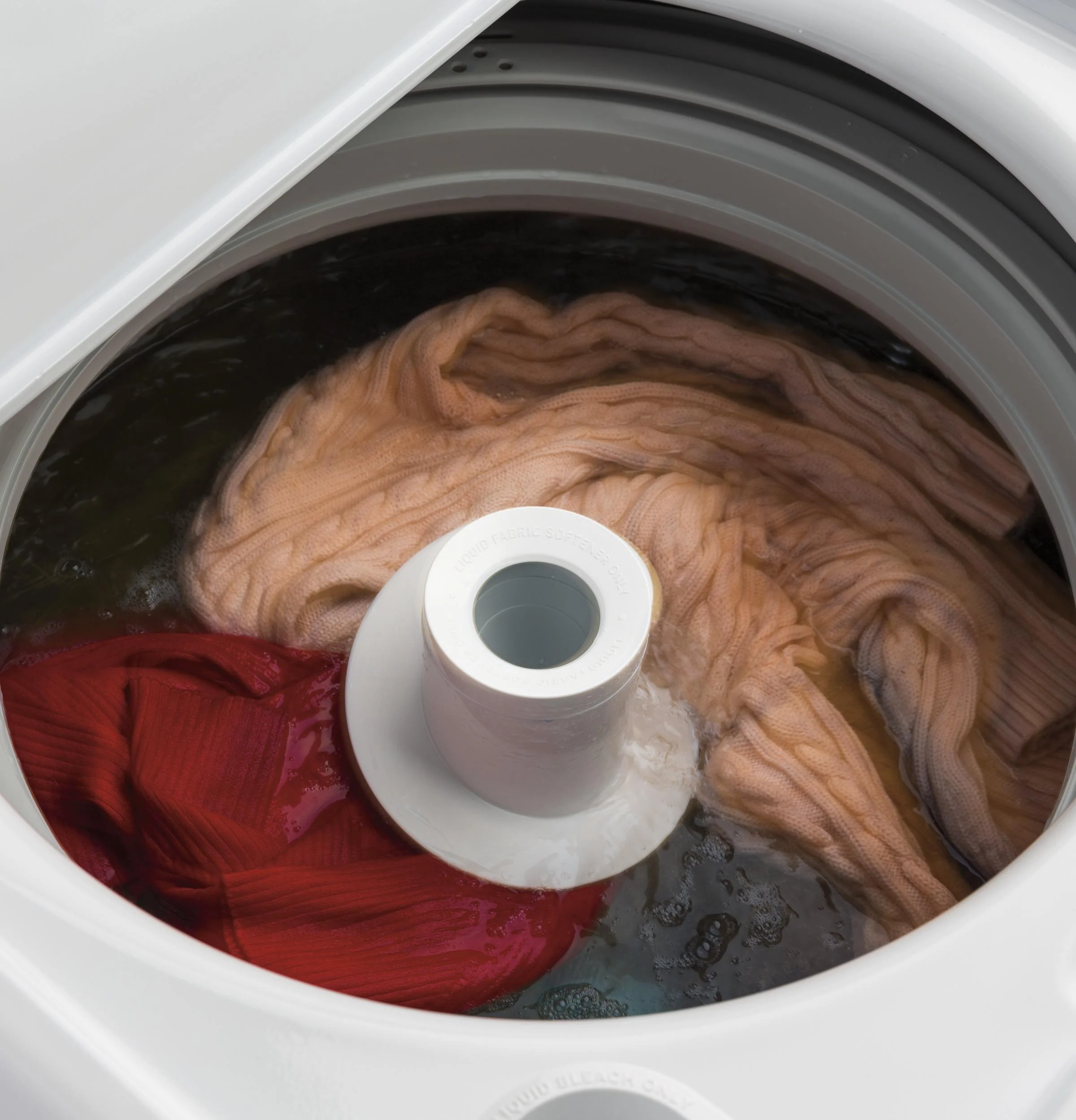 GE® 4.5 cu. ft. Capacity Washer with Stainless Steel Basket - Image 11