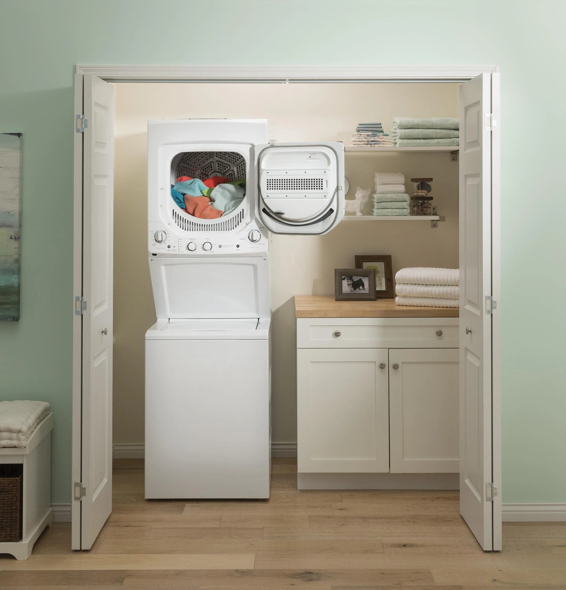 GUD24ESSMWW GE Unitized Spacemaker® 2.3 cu. ft. Capacity Washer with Stainless Steel Basket and 4.4 cu. ft. Capacity Electric Dryer - Image 13