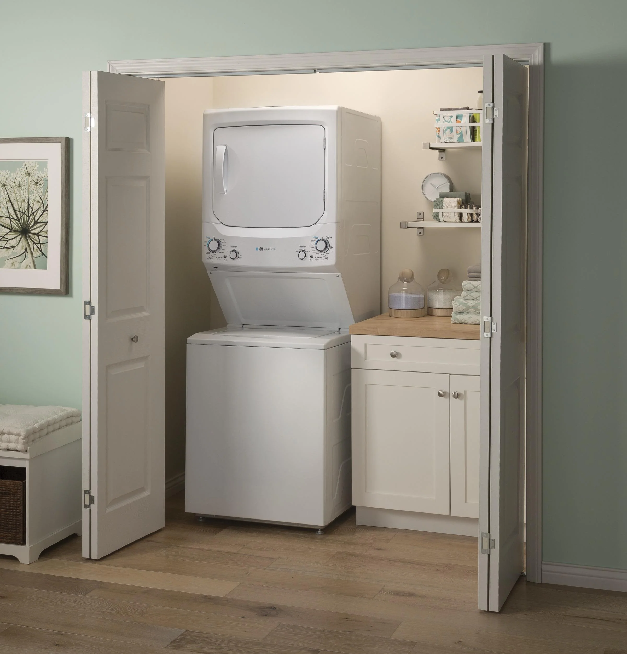 GUD27EESNWW GE Unitized Spacemaker® ENERGY STAR® 3.9 cu. ft. Capacity Washer with Stainless Steel Basket and 5.9 cu. ft. Capacity Electric Dryer - Image 16