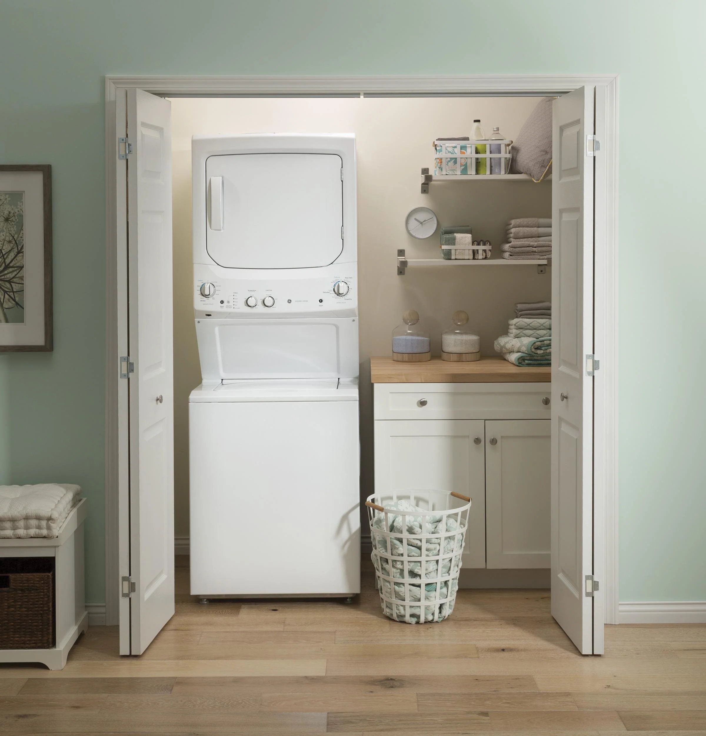 GUD27GSSMWW GE Unitized Spacemaker® 3.8 cu. ft. Capacity Washer with Stainless Steel Basket and 5.9 cu. ft. Capacity Gas Dryer - Image 24