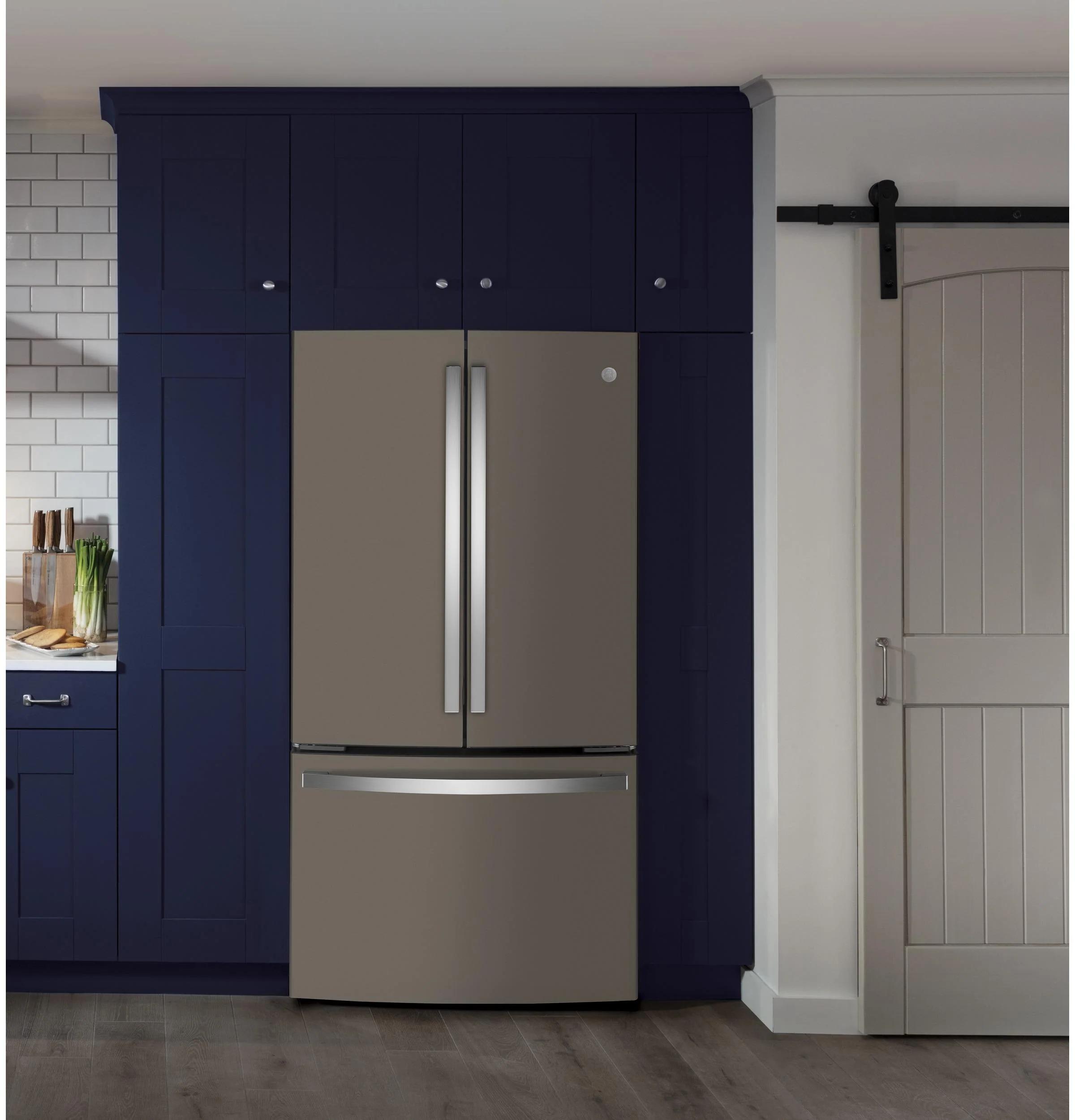 GWE23GMNES GE® ENERGY STAR® 23.1 Cu. Ft. Counter-Depth French-Door Refrigerator - Image 17