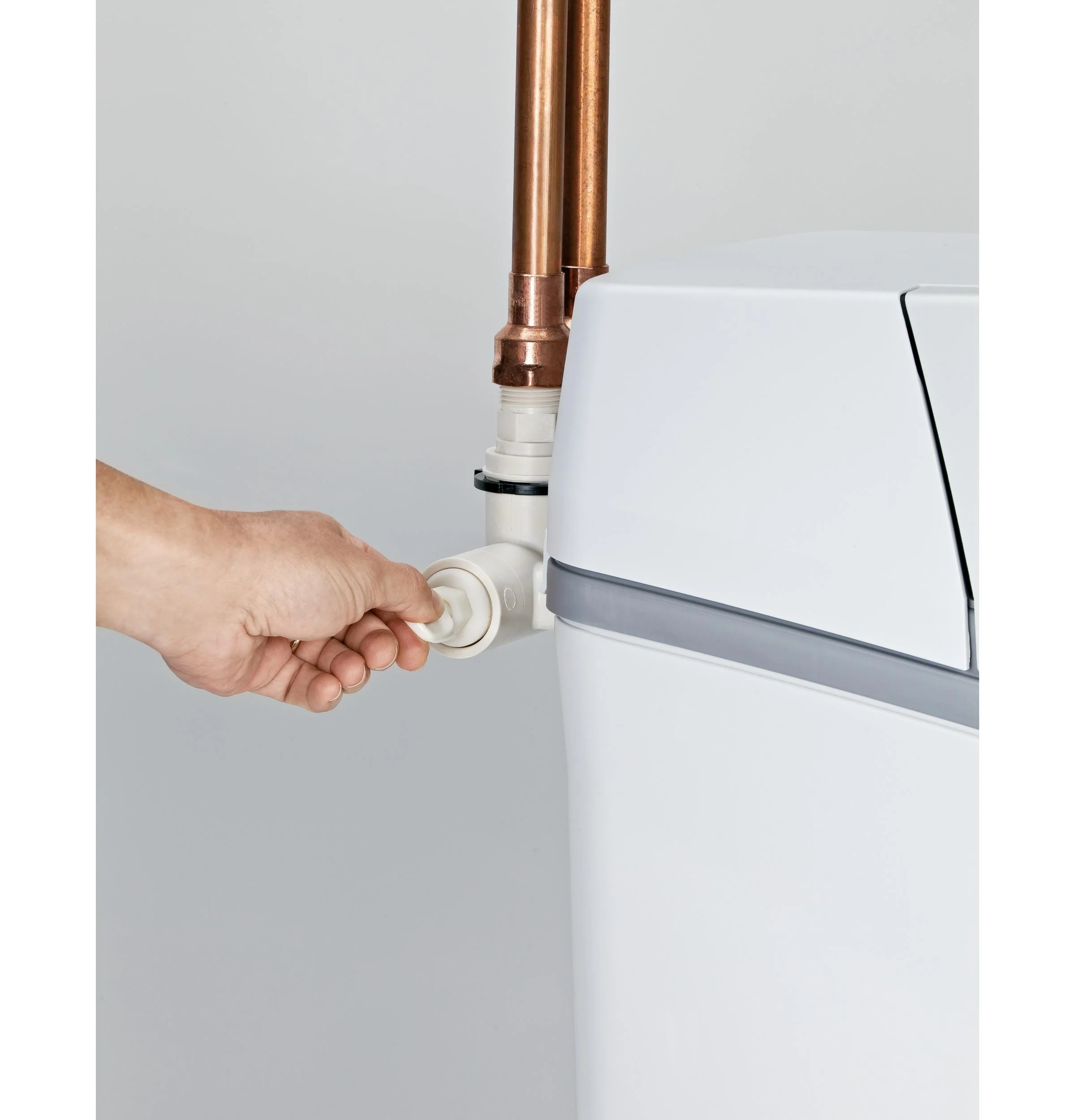 GXSH40V GE® 40,000 Grain Water Softener - Image 5