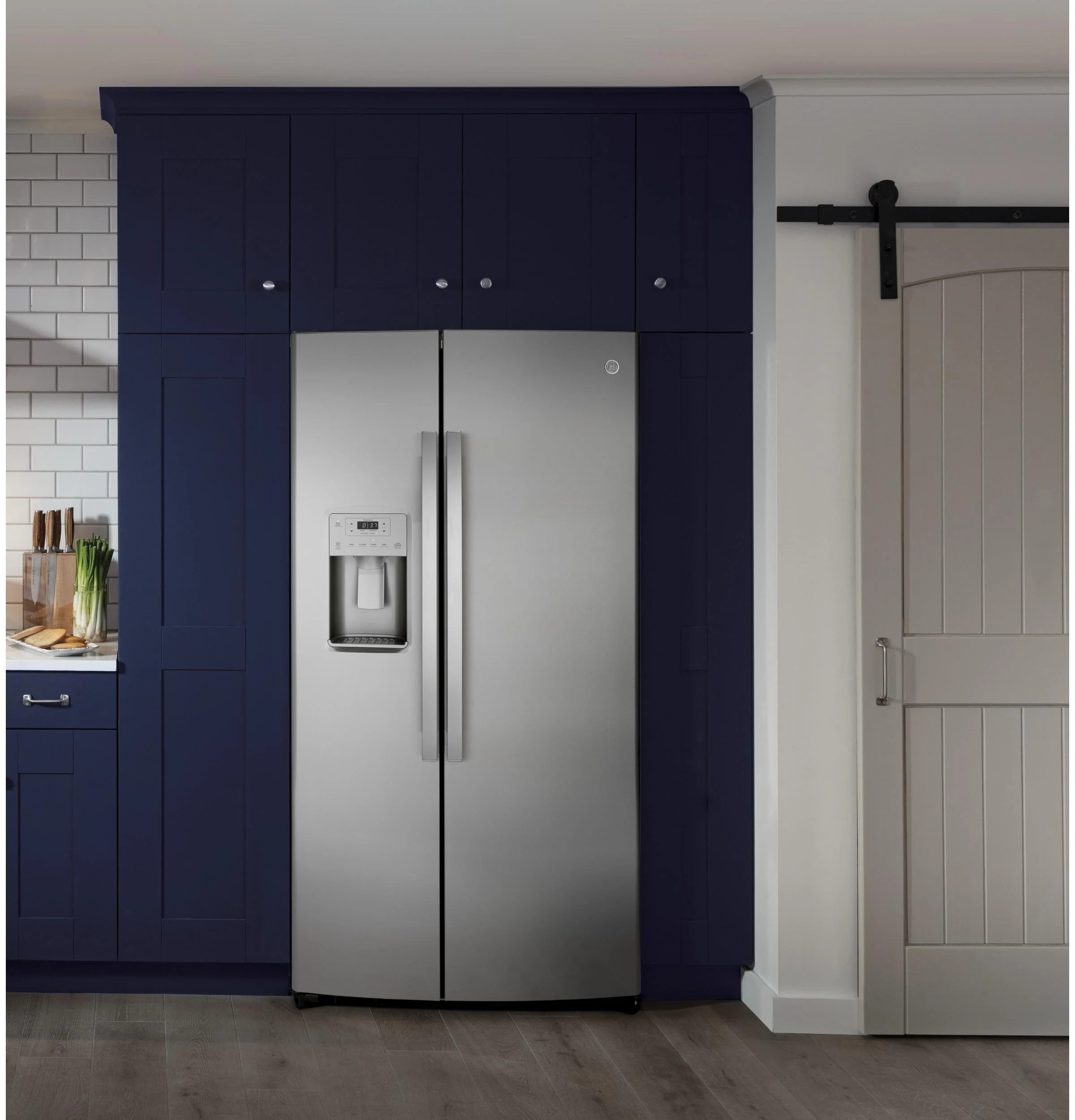 GZS22IYNFS GE 21.8 Cu. Ft. Counter-Depth Fingerprint Resistant Side-By-Side Refrigerator - Image 7
