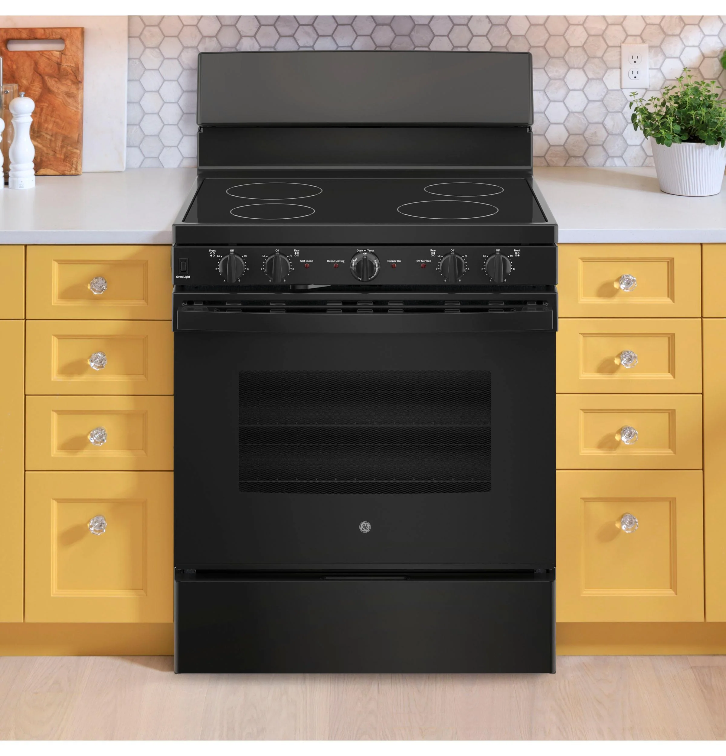 JB480DYBB GE® ENERGY STAR® 30" Free-Standing Electric Radiant Smooth Cooktop Range - Image 6
