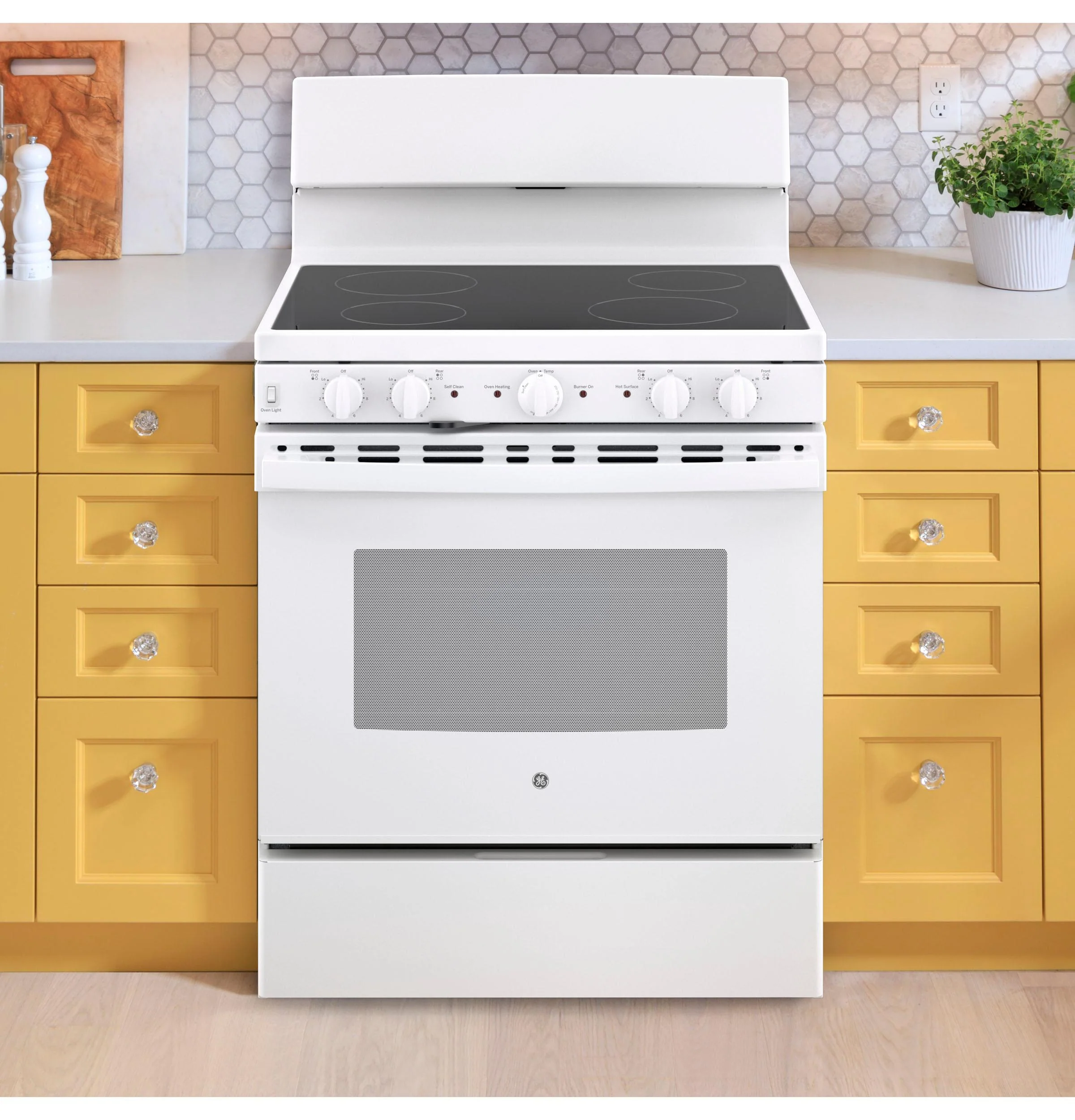 JB480DYWW GE® ENERGY STAR® 30" Free-Standing Electric Radiant Smooth Cooktop Range - Image 6