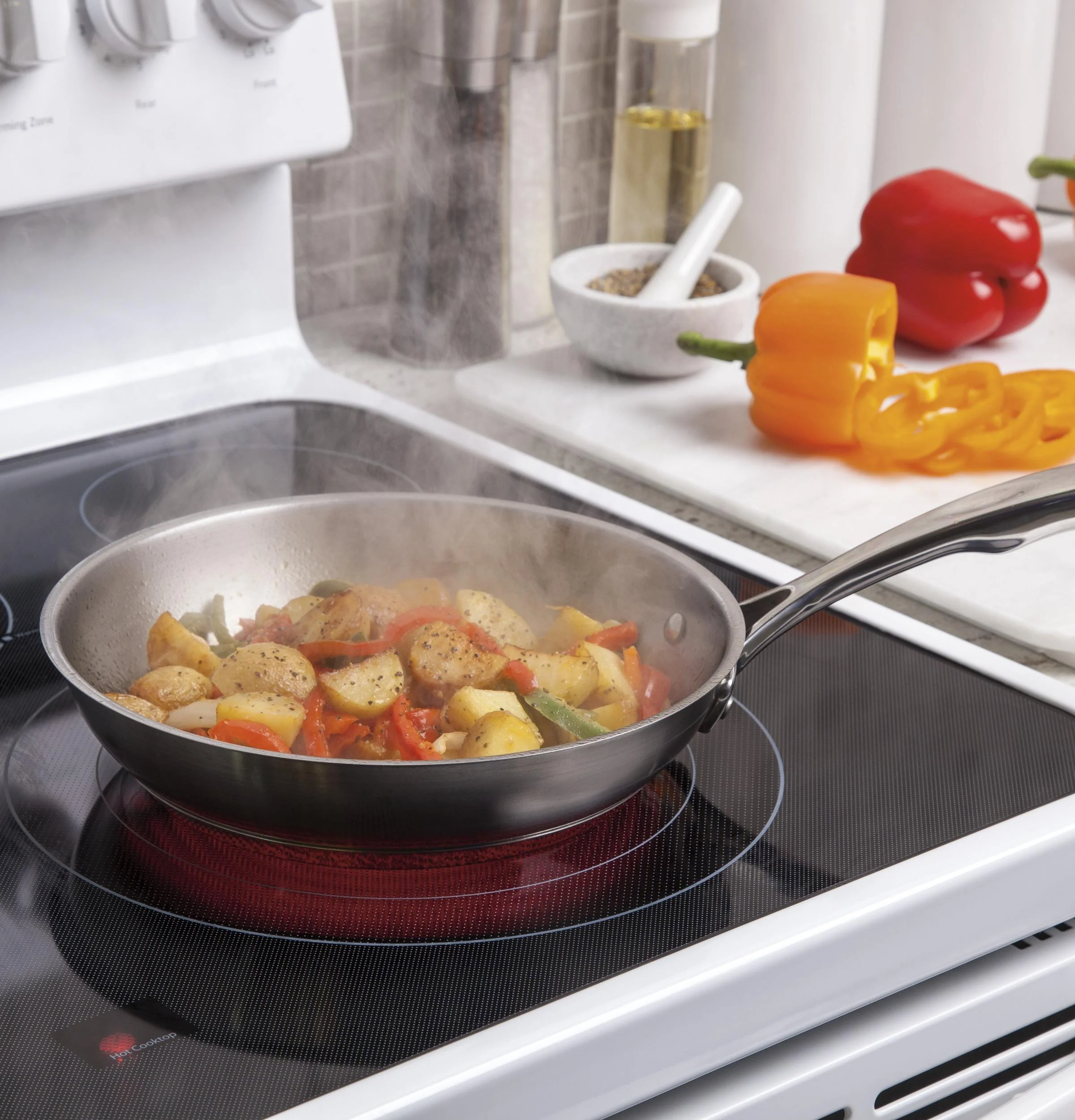GE® 30" Free-Standing Electric Convection Range - Image 8