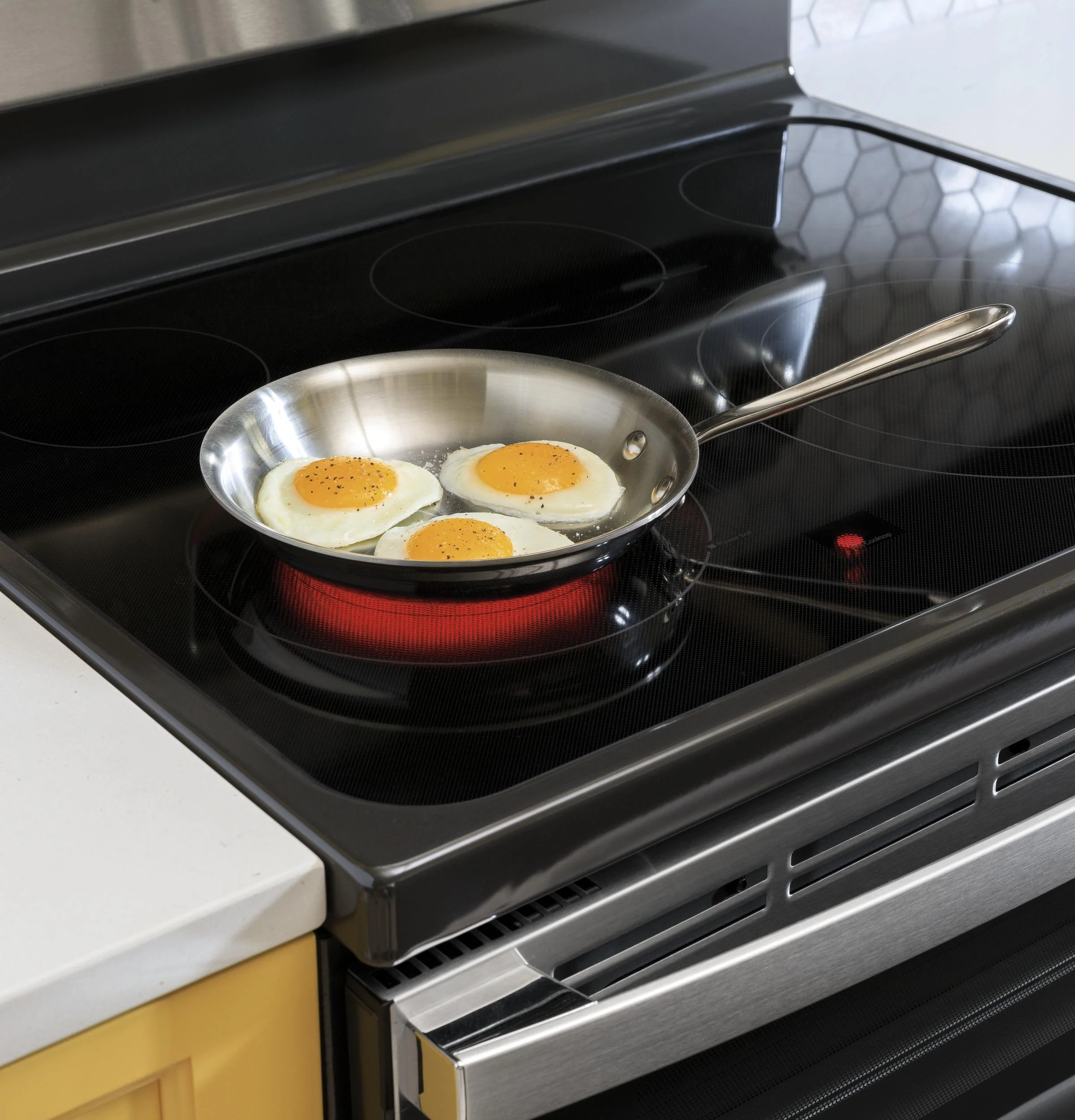 JBS86SPSS GE 30" Free-Standing Electric Double Oven Convection Range - Image 29