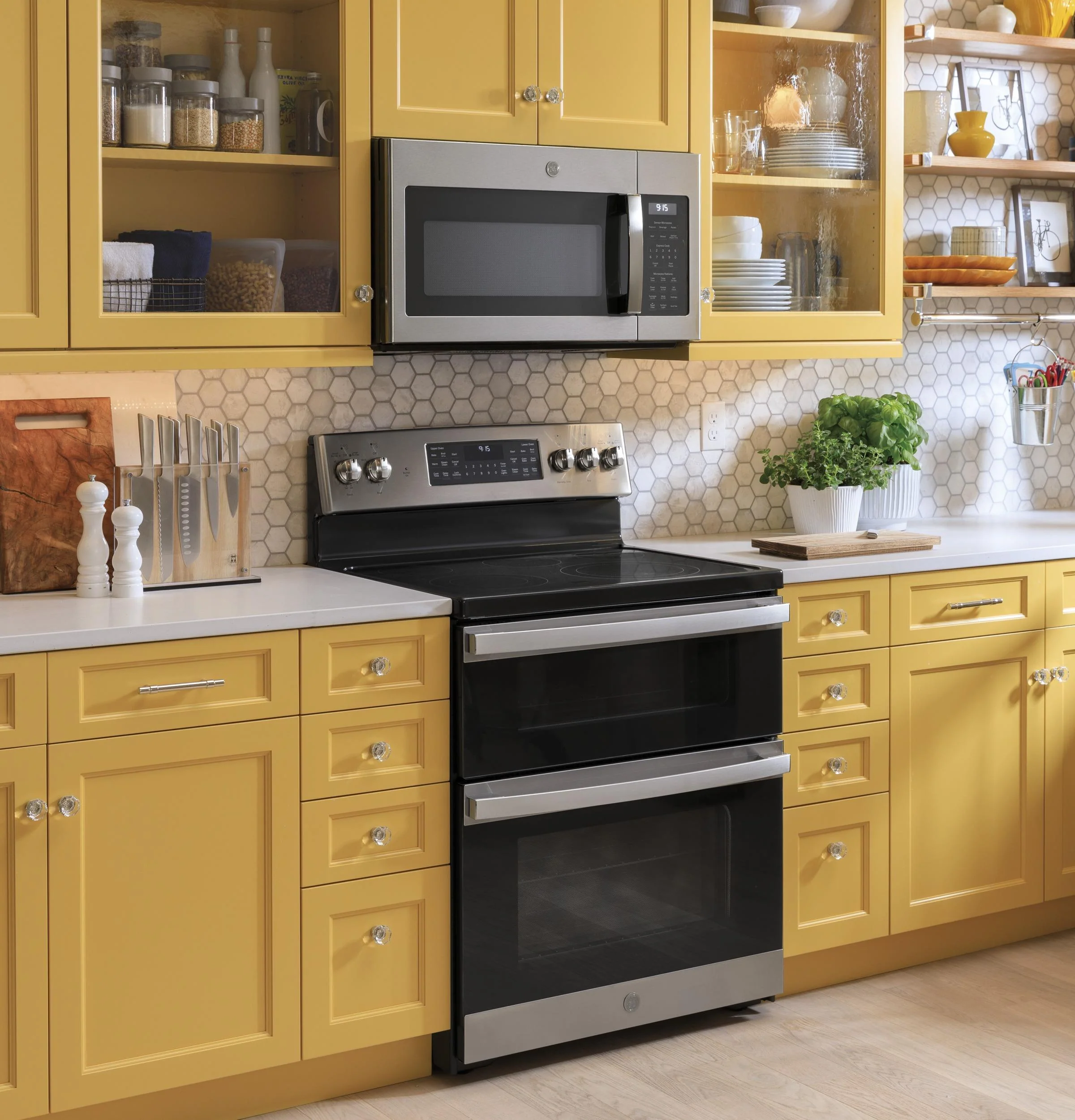 JBS86SPSS GE 30" Free-Standing Electric Double Oven Convection Range - Image 34