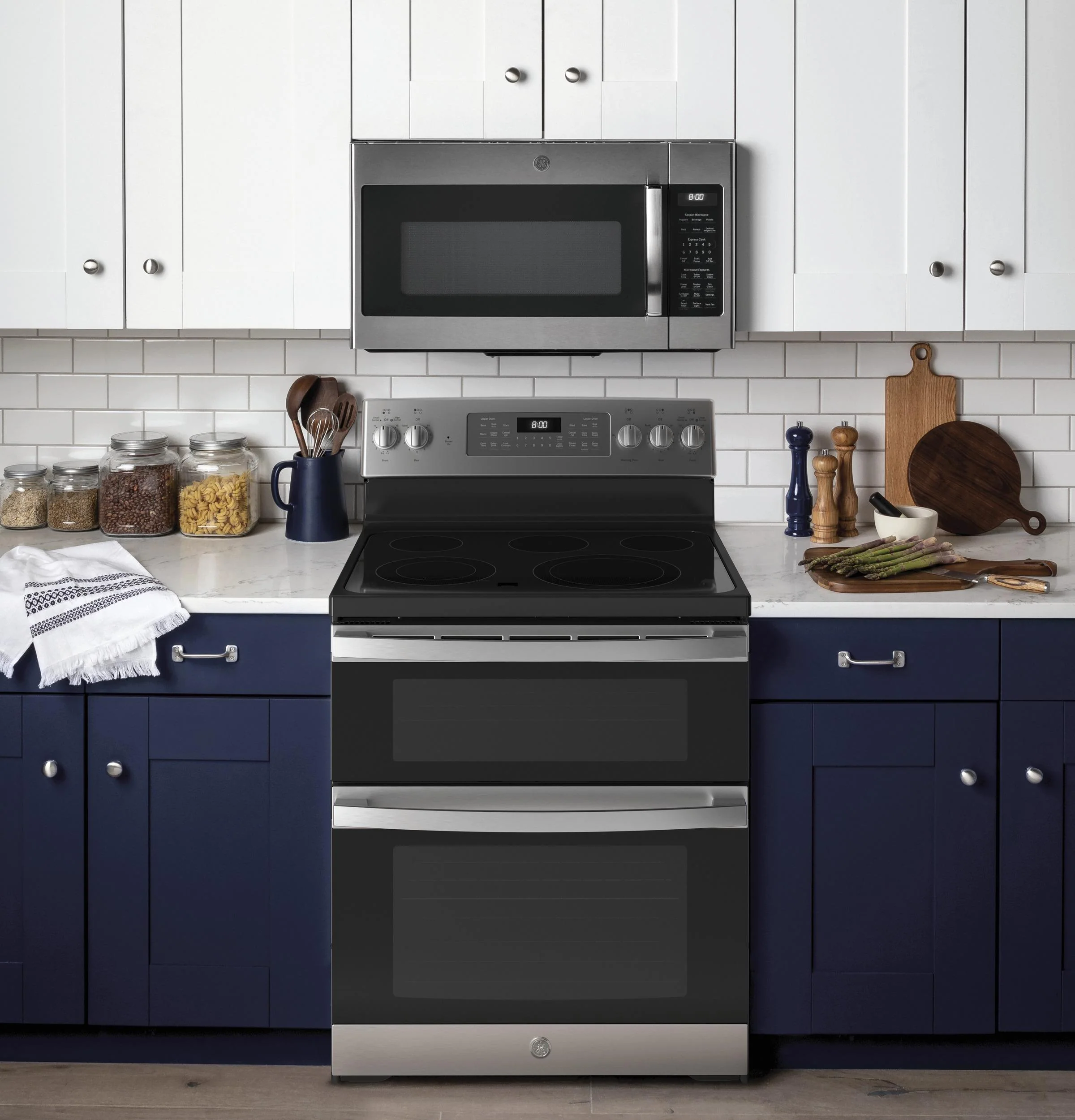 JBS86SPSS GE 30" Free-Standing Electric Double Oven Convection Range - Image 6