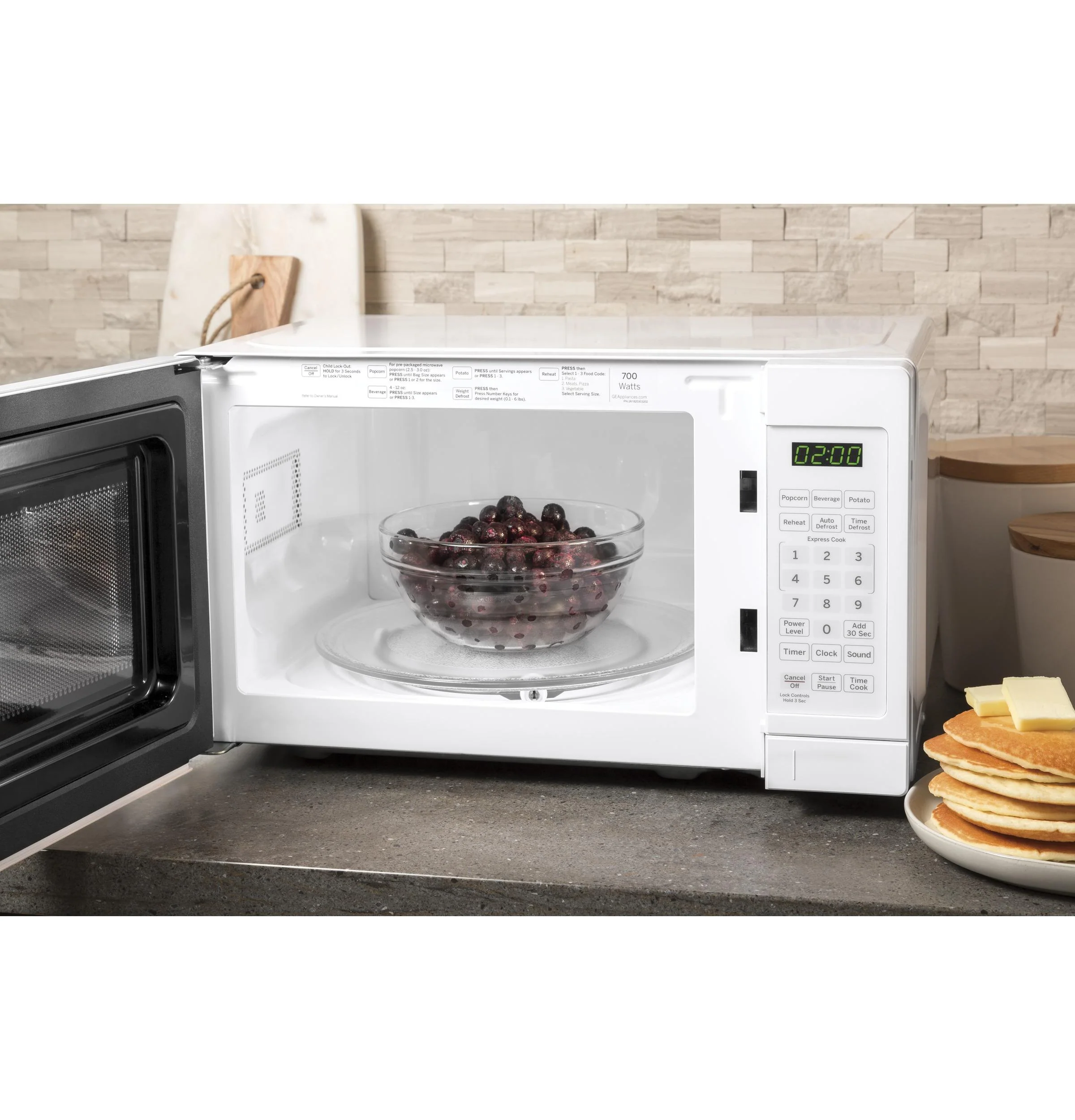 GE® 0.7 Cu. Ft. Capacity Countertop Microwave Oven - Image 5