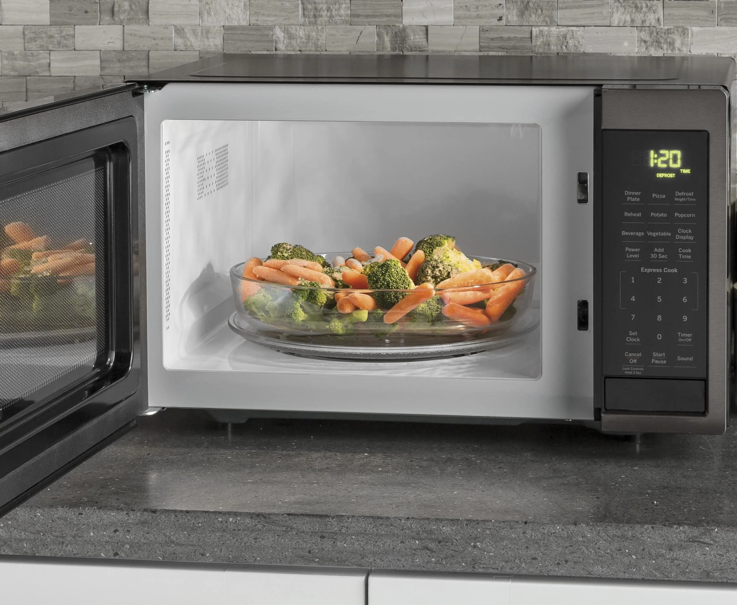 GE® 0.9 Cu. Ft. Capacity Countertop Microwave Oven - Image 7
