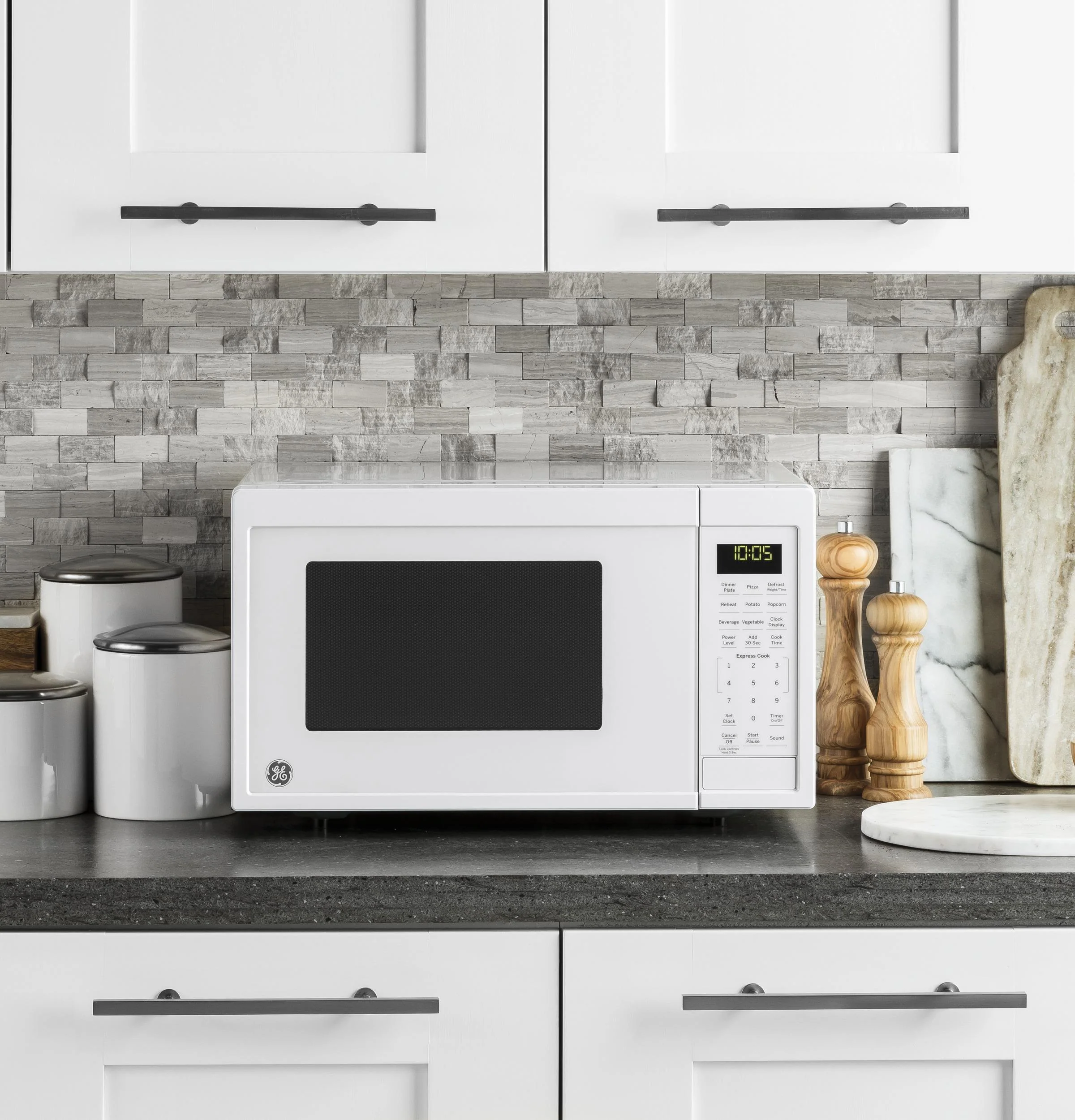 JES1095DMWW GE® 0.9 Cu. Ft. Capacity Countertop Microwave Oven - Image 5
