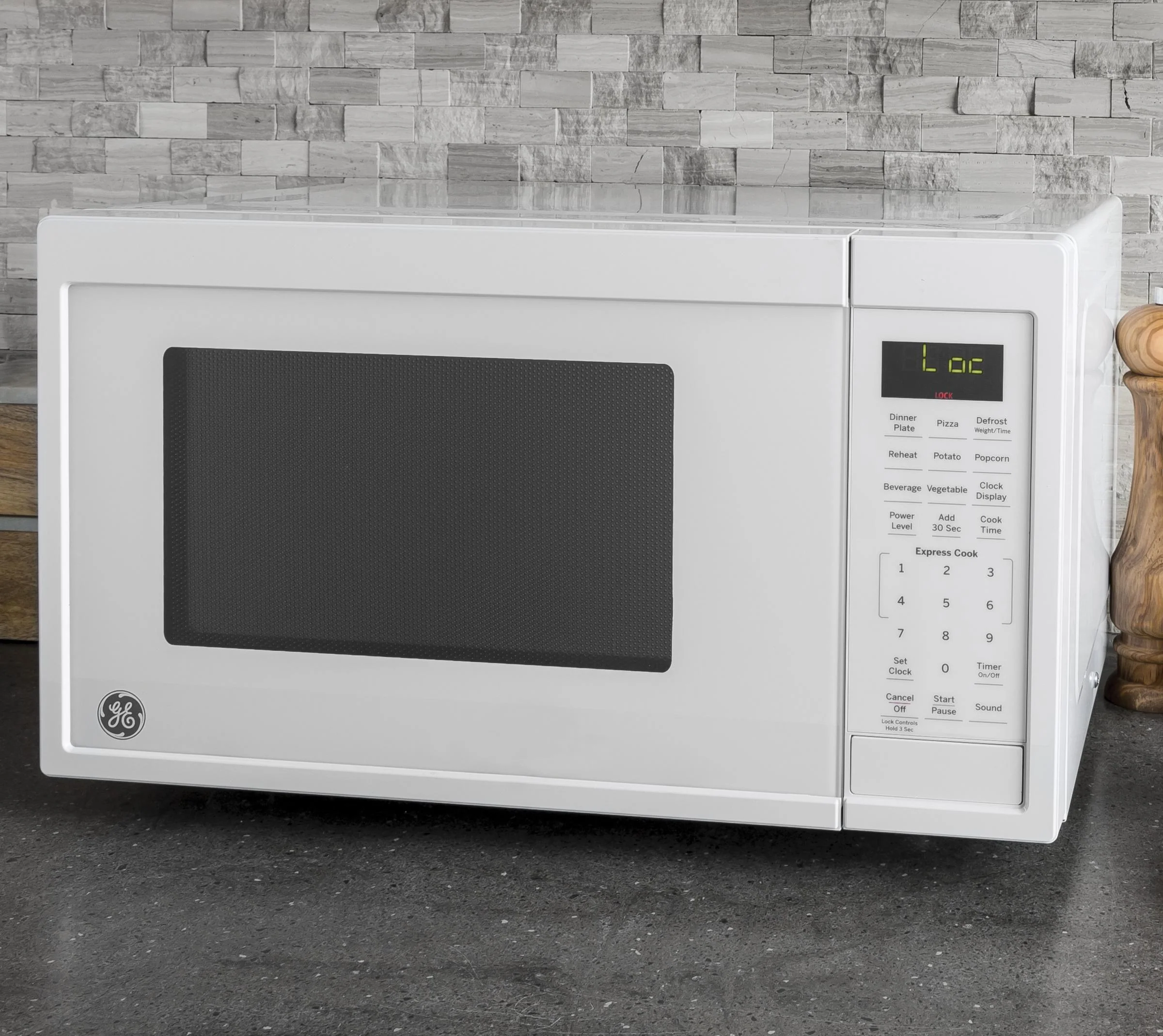 JES1095DMWW GE® 0.9 Cu. Ft. Capacity Countertop Microwave Oven - Image 6