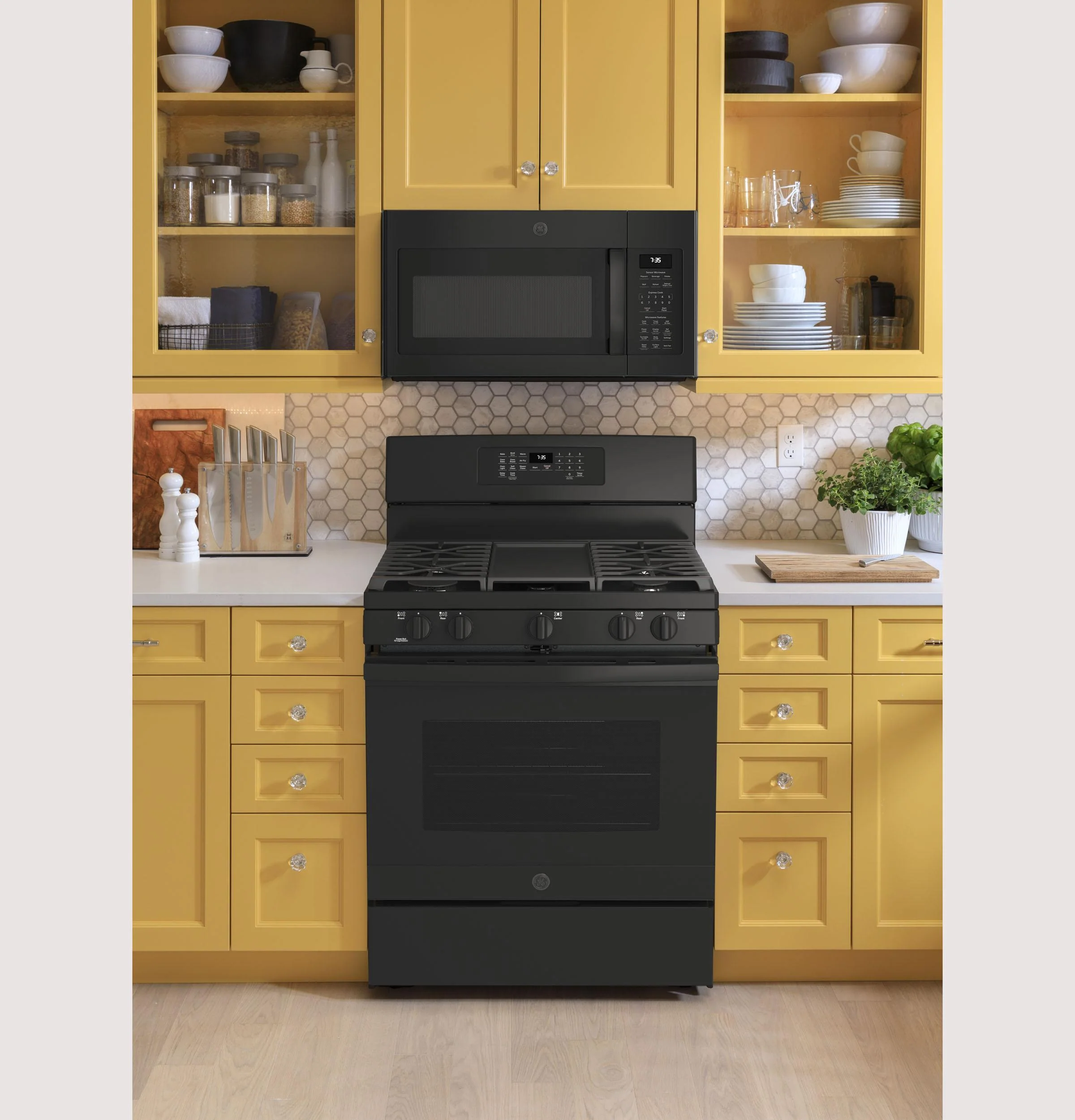JGB735DPBB GE® 30" Free-Standing Gas Convection Range with No Preheat Air Fry - Image 21