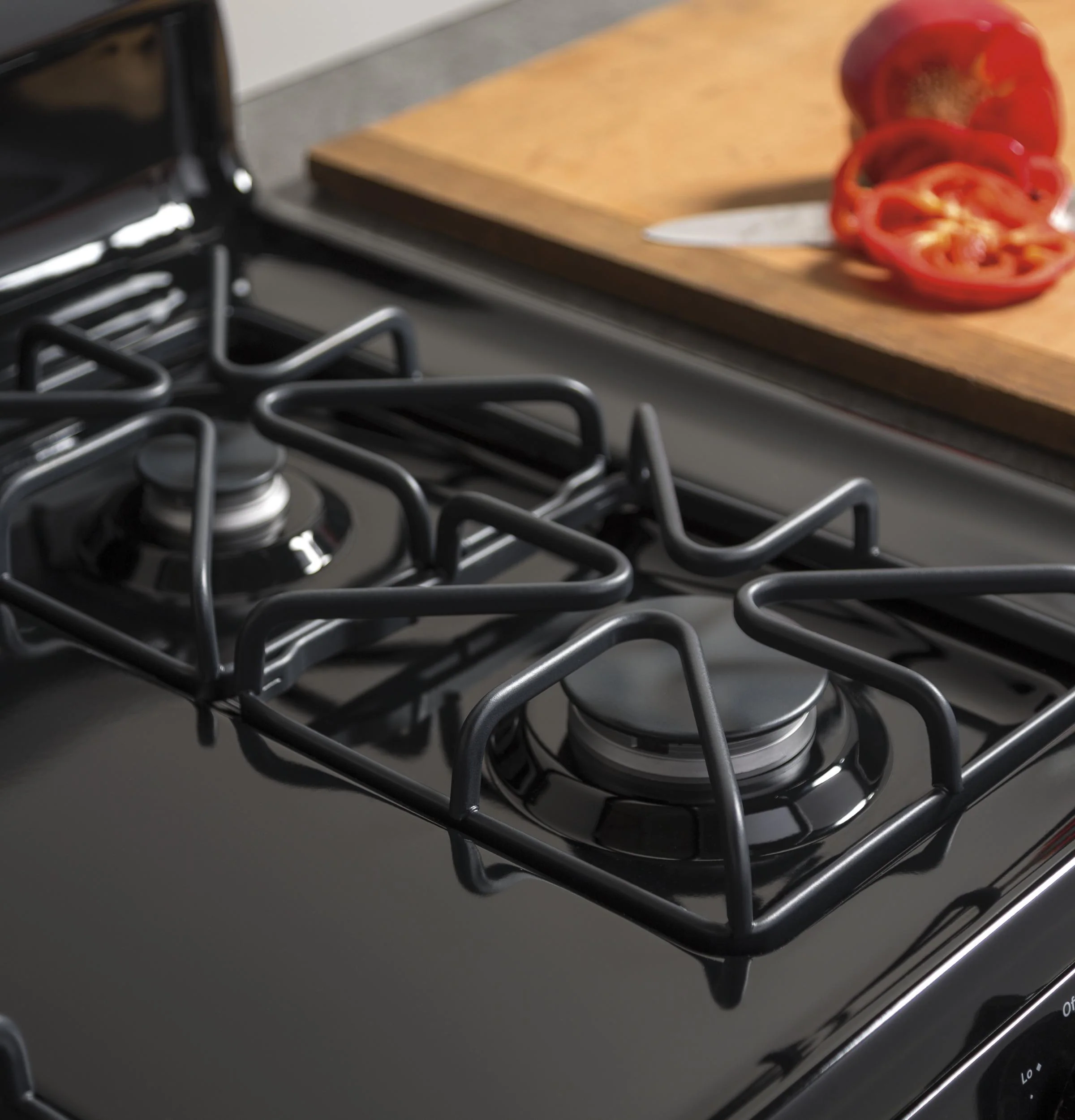JGBS60REKSS GE® 30" Free-Standing Gas Range - Image 6