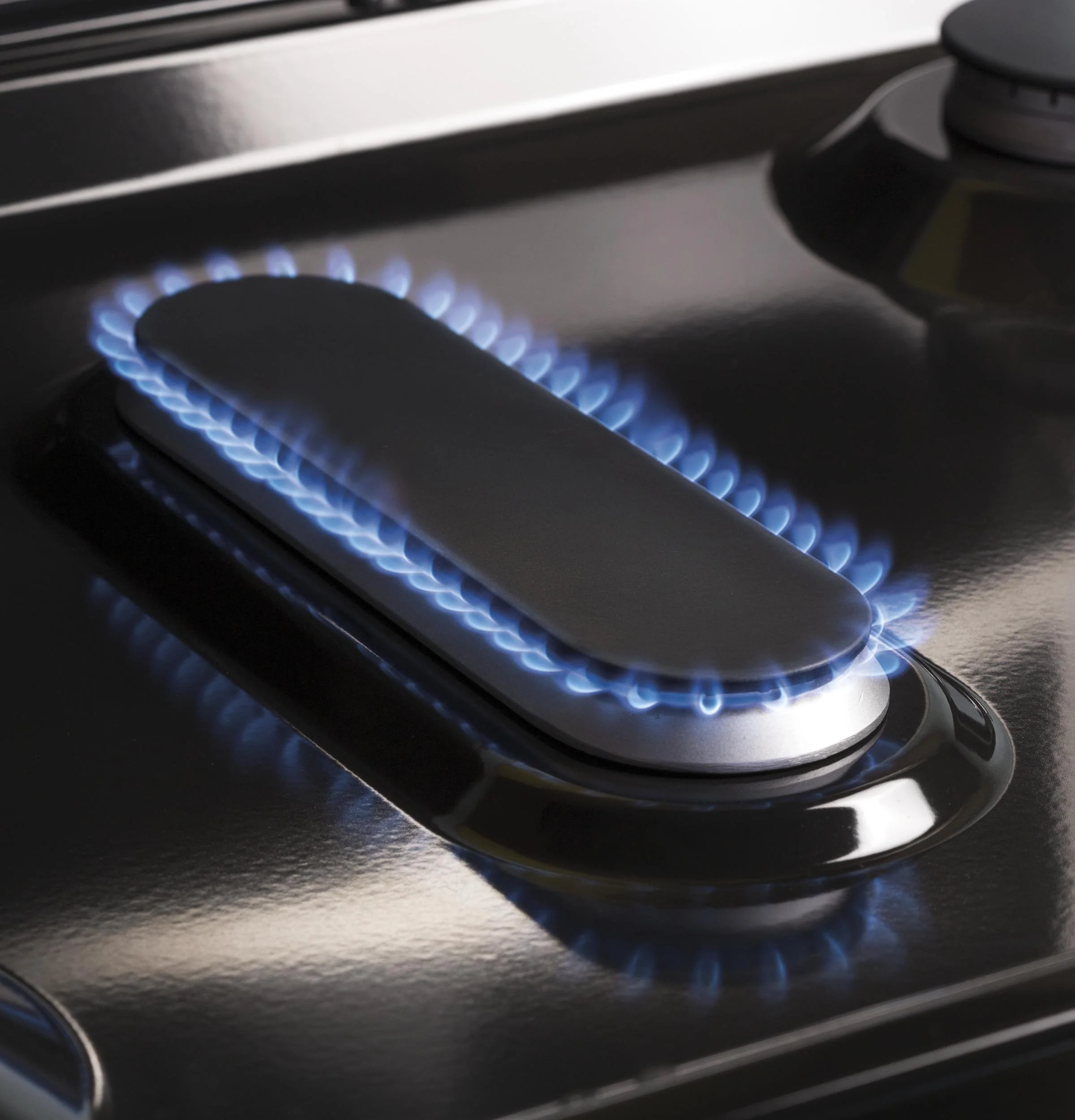 JGBS66REKSS GE® 30" Free-Standing Gas Range - Image 6