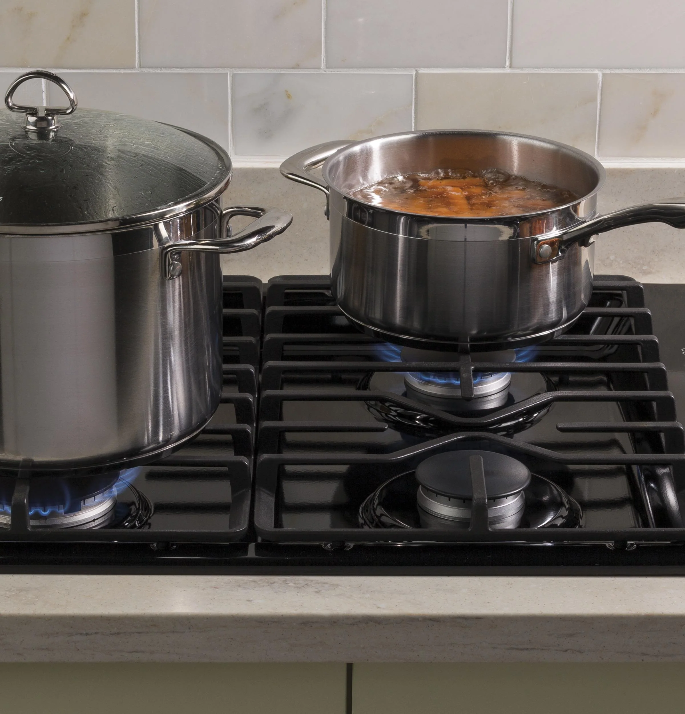 JGP3030DLBB GE® 30" Built-In Gas Cooktop with Dishwasher-Safe Grates - Image 6