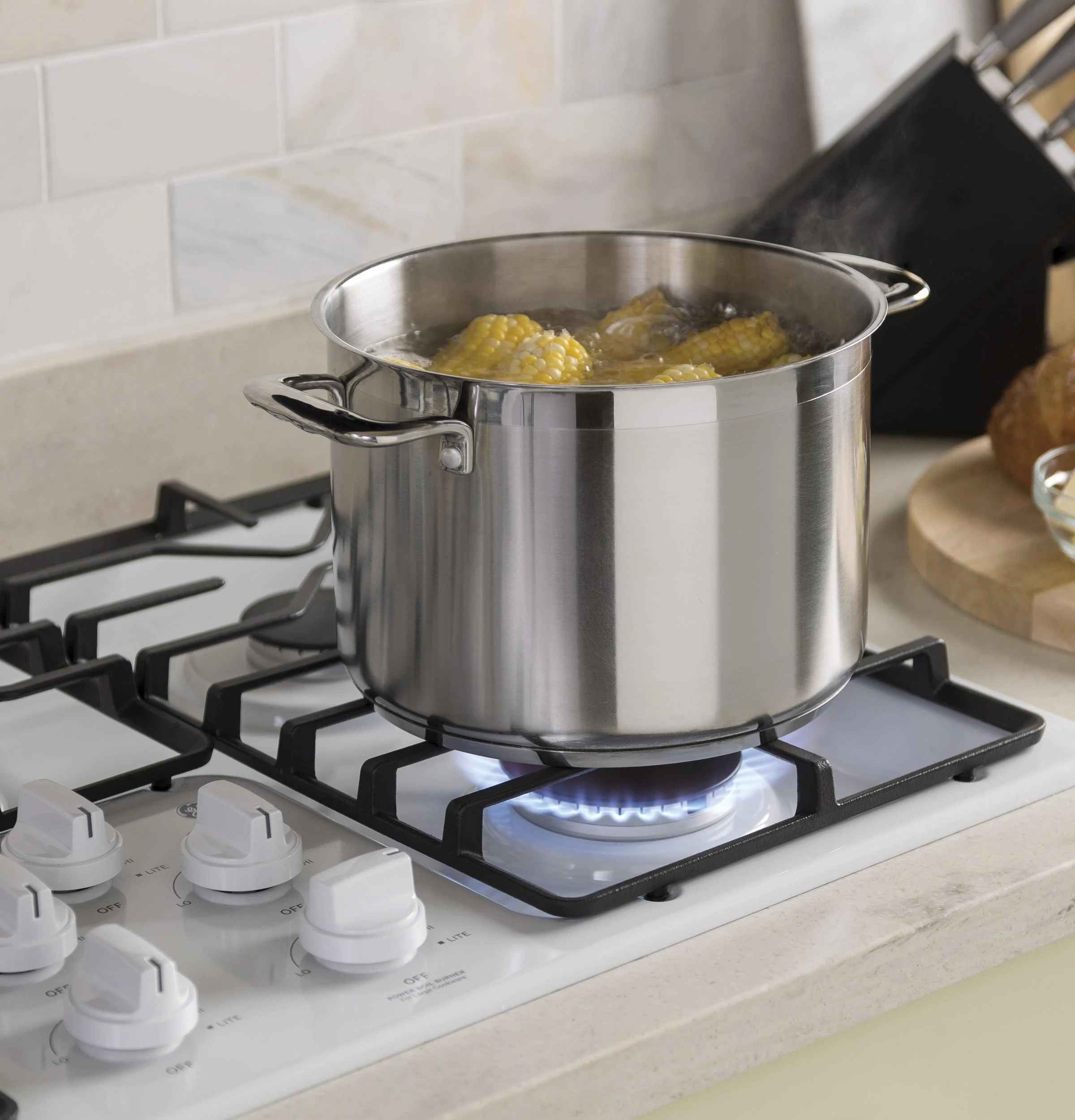 JGP3036DLWW GE® 36" Built-In Gas Cooktop with Dishwasher-Safe Grates - Image 18