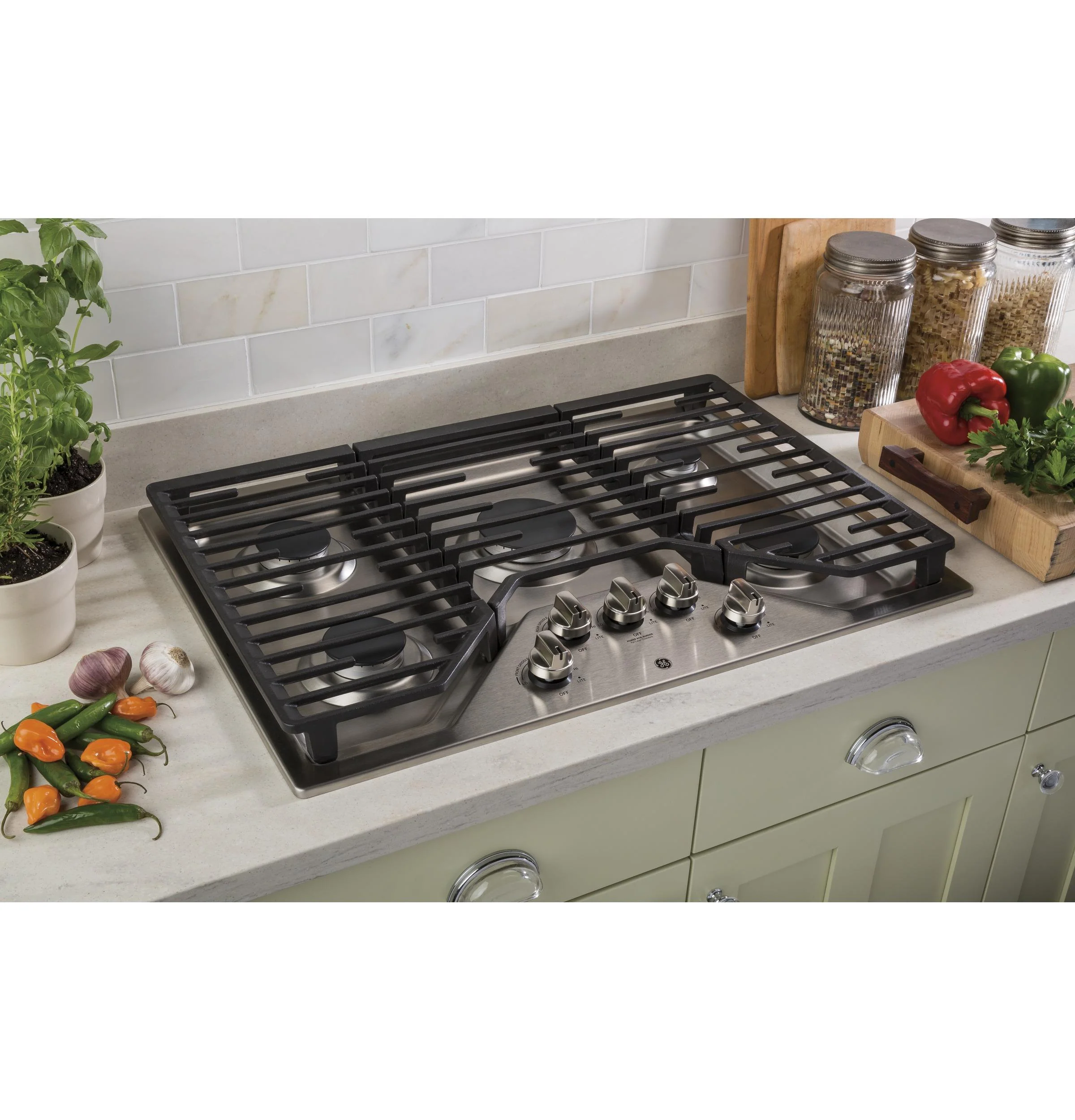 JGP5030SLSS GE® 30" Built-In Gas Cooktop with 5 Burners and Dishwasher Safe Grates - Image 7