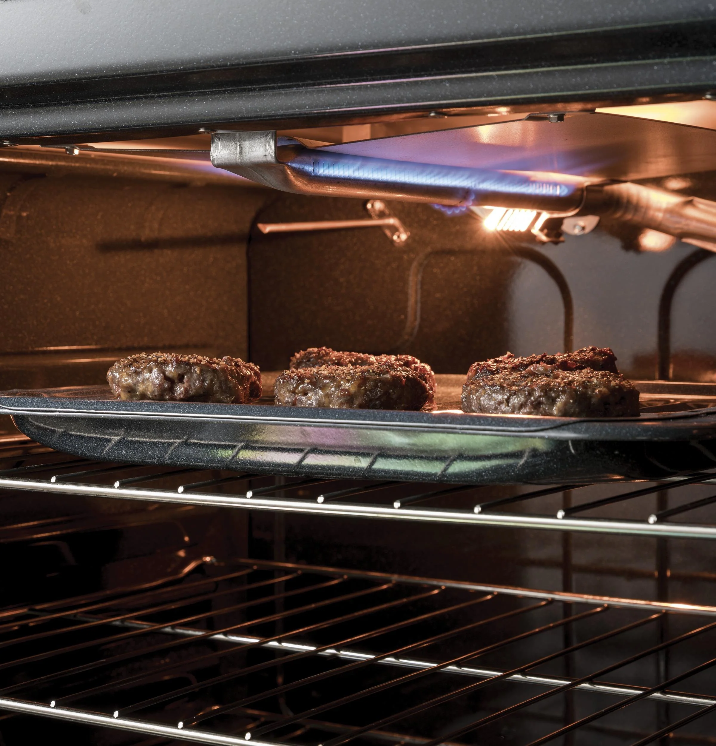 JGSS66FELDS GE® 30" Slide-In Front Control Gas Range - Image 7
