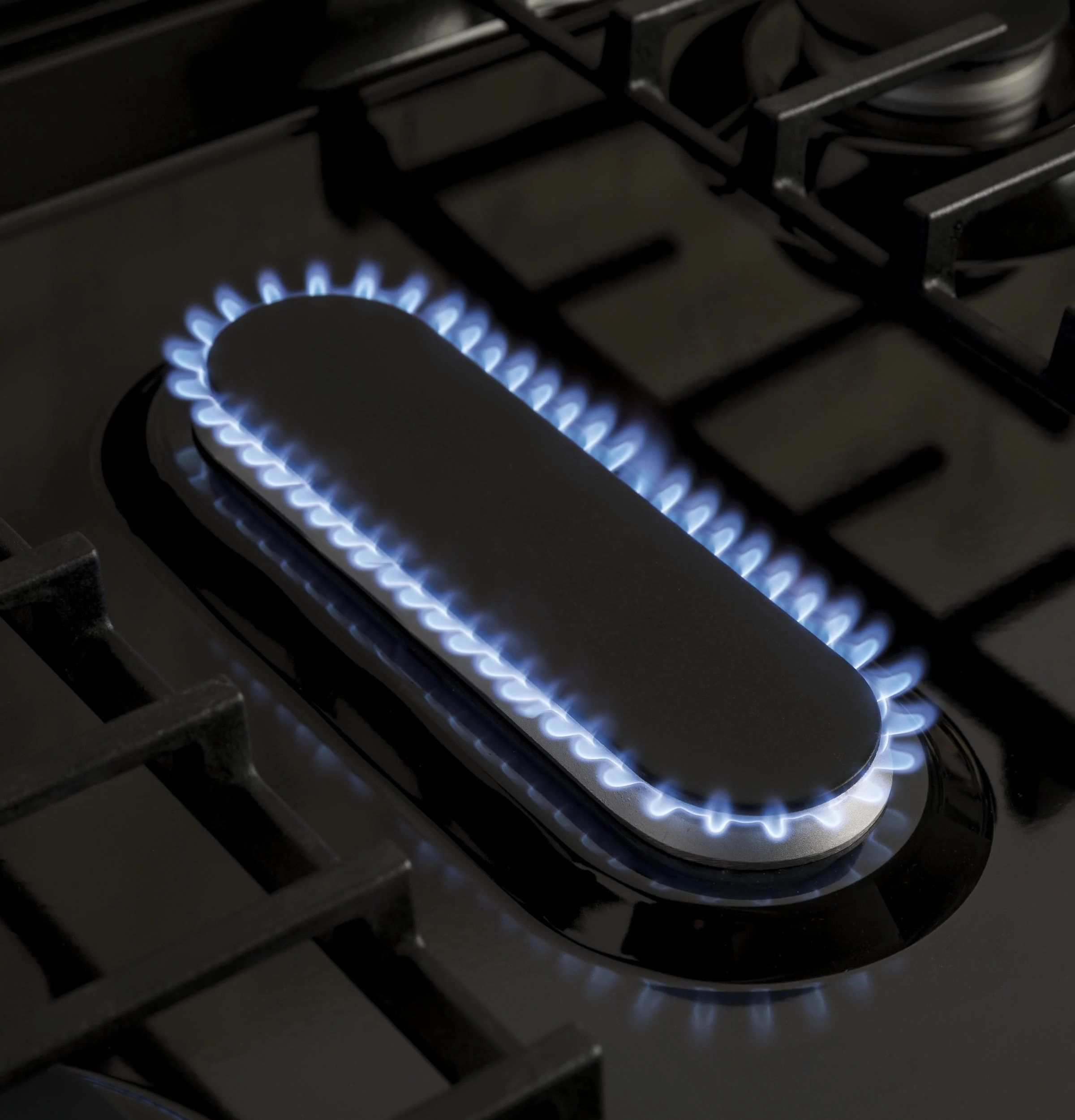 JGSS66SELSS GE® 30" Slide-In Front Control Gas Range - Image 12