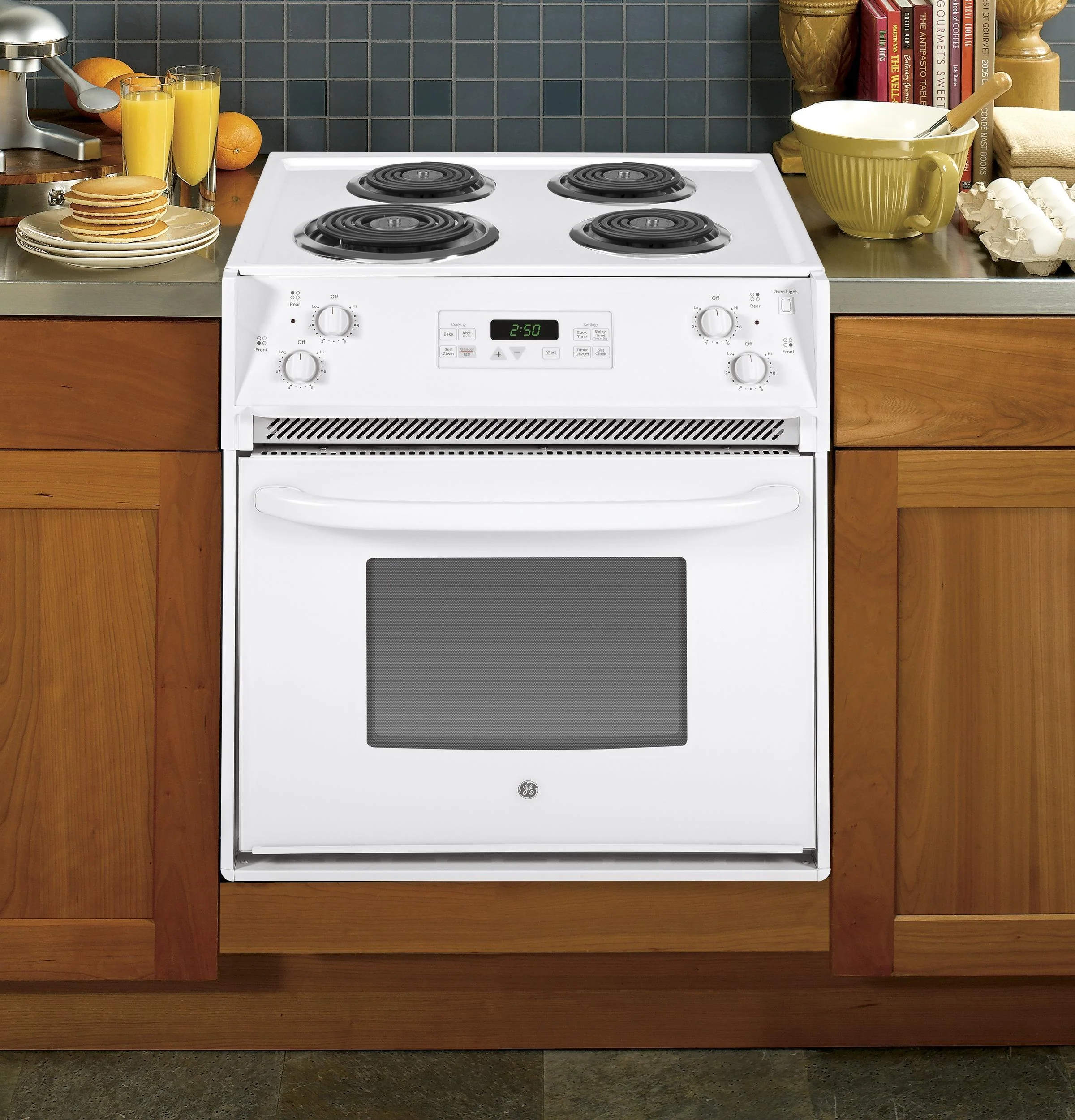 GE® 27" Drop-In Electric Range - Image 5
