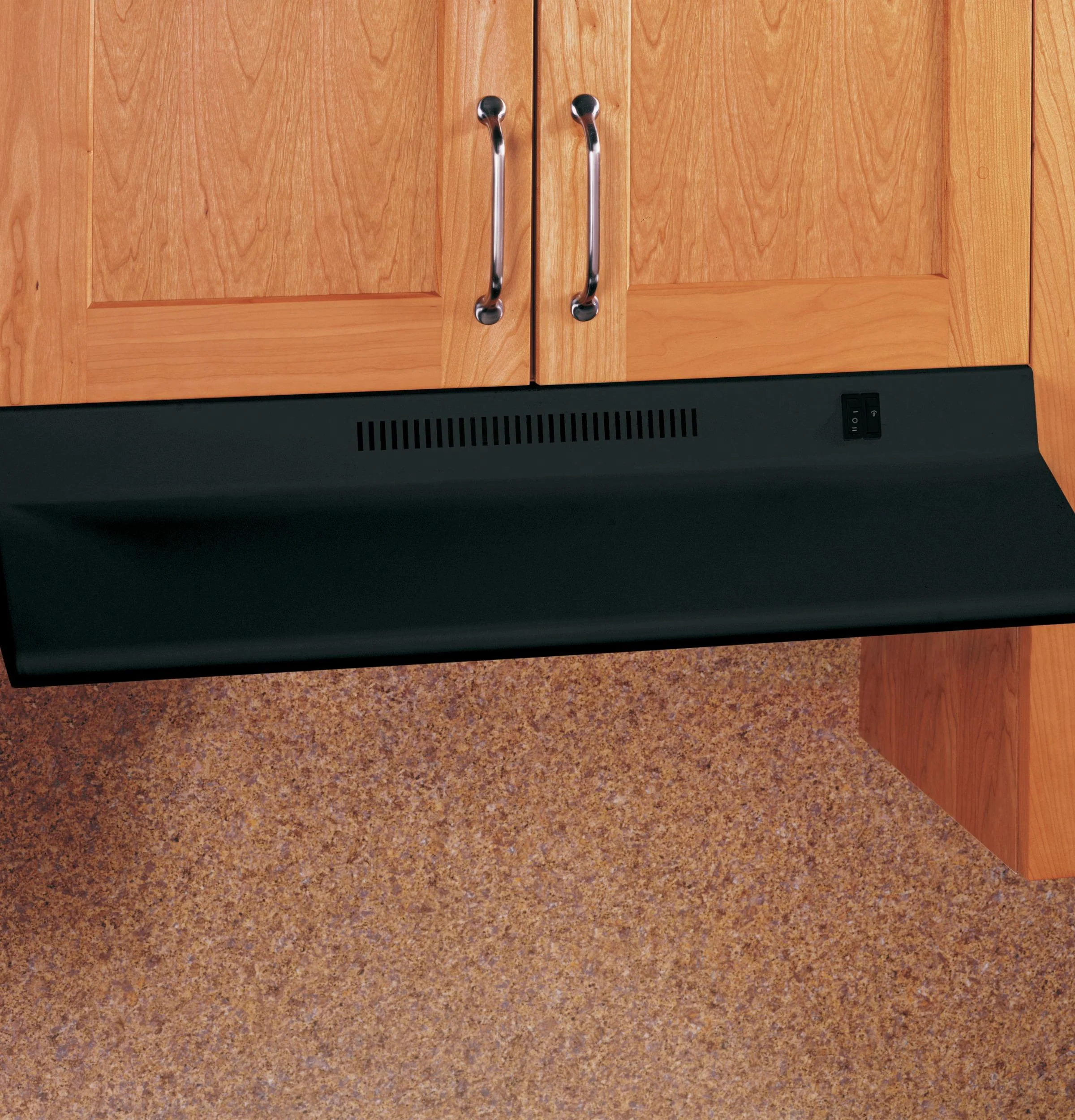 JN327HBB GE® Non-Vented Standard Range Hood - Image 2