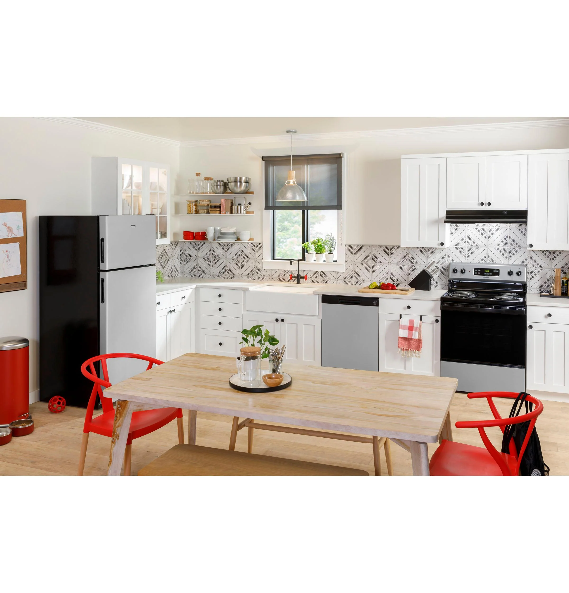 JN327HBB GE® Non-Vented Standard Range Hood - Image 4