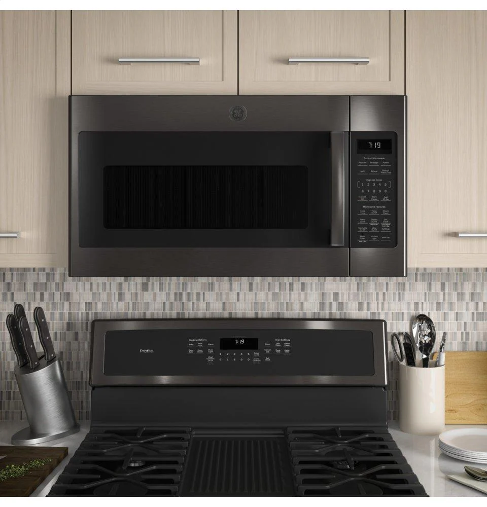 JNM7196BLTS GE® 1.9 Cu. Ft. Over-the-Range Sensor Microwave Oven with Recirculating Venting - Image 8