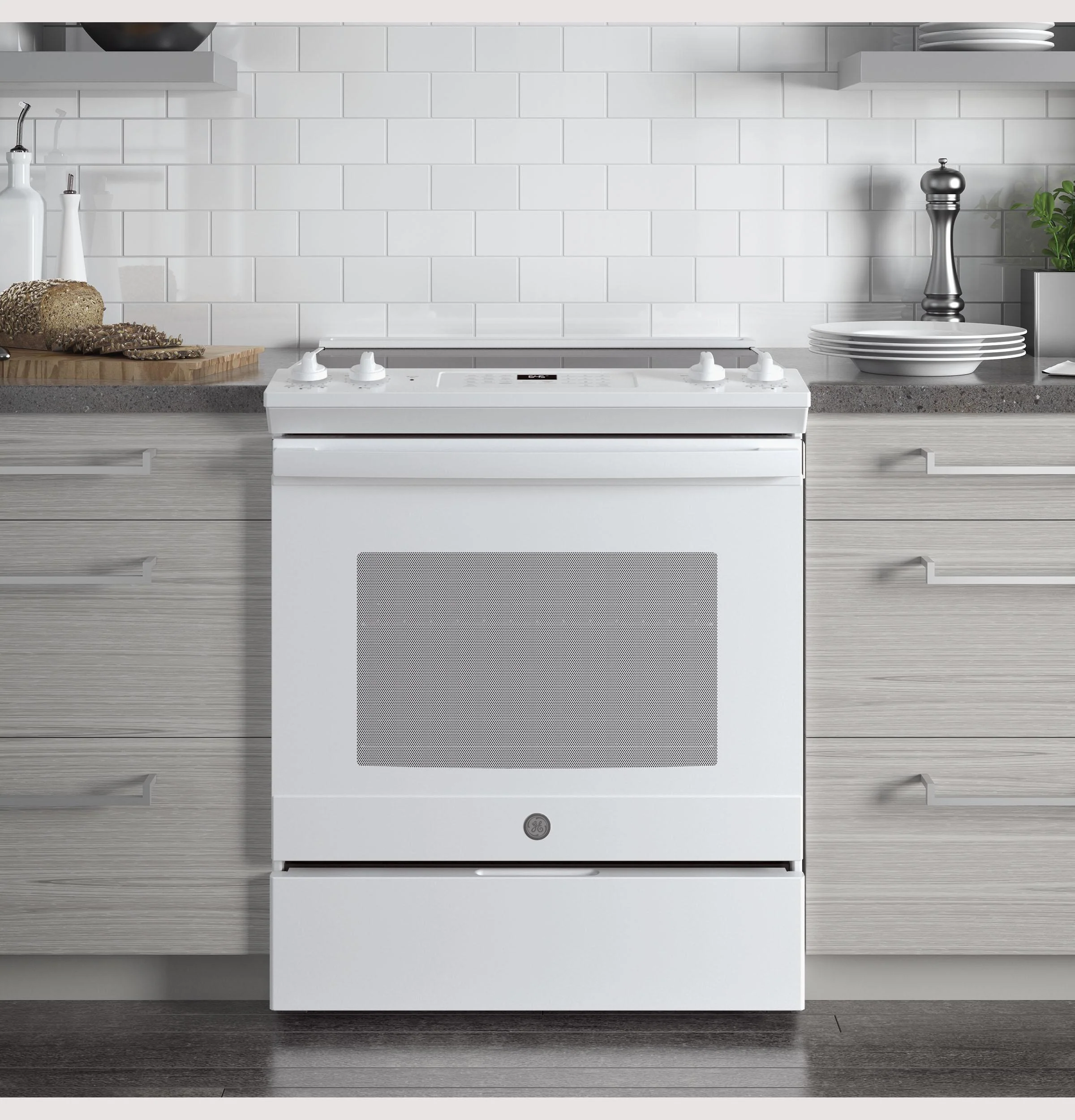 GE® 30" Slide-In Electric Range - Image 5