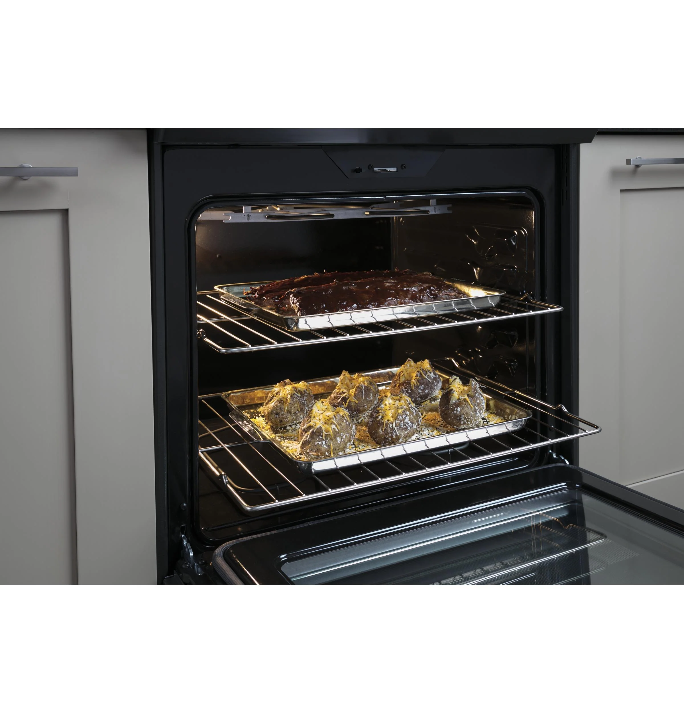 GE® 30" Slide-In Electric Range - Image 27