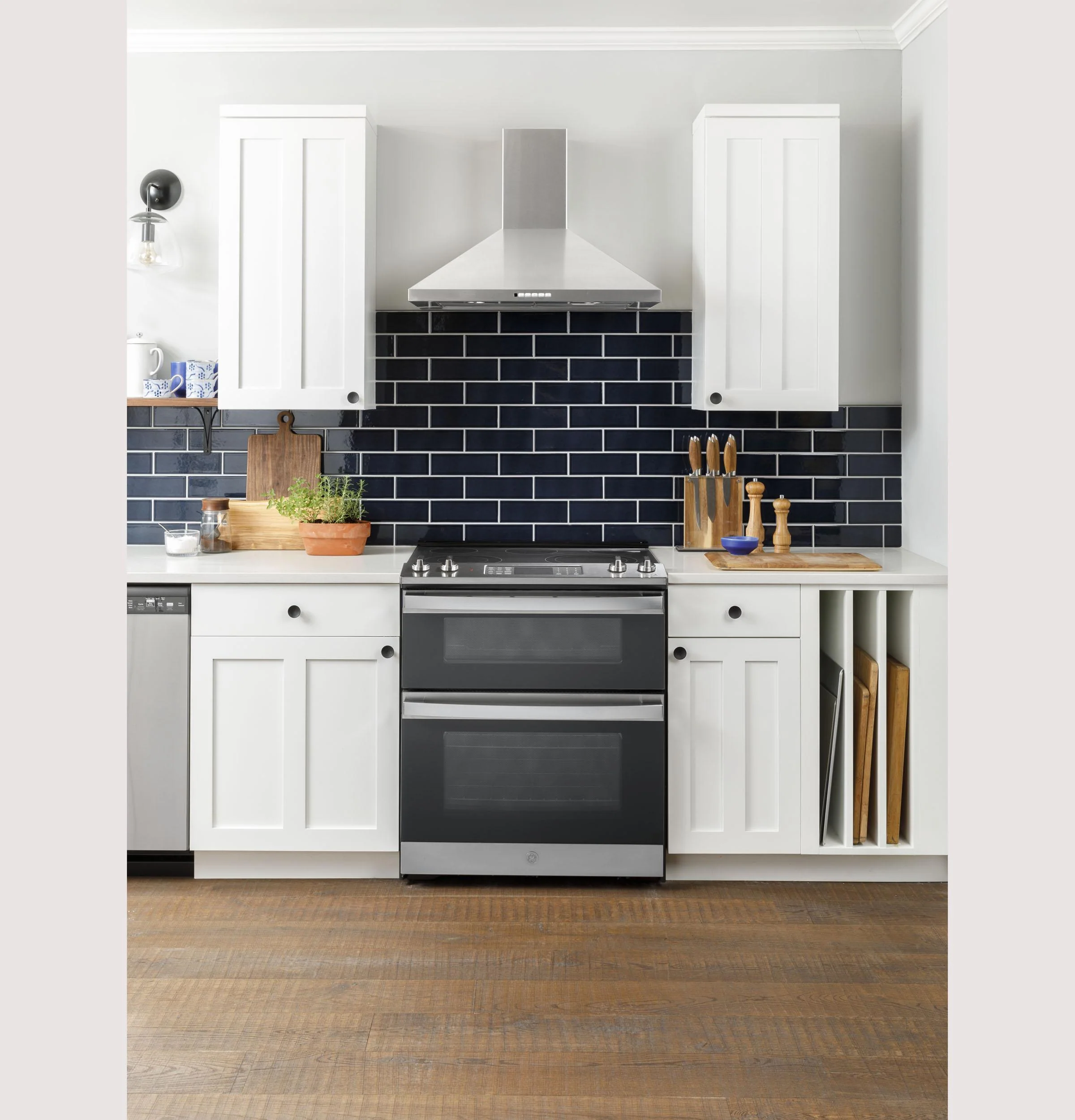 JSS86SPSS GE 30" Slide-In Electric Convection Double Oven Range - Image 19