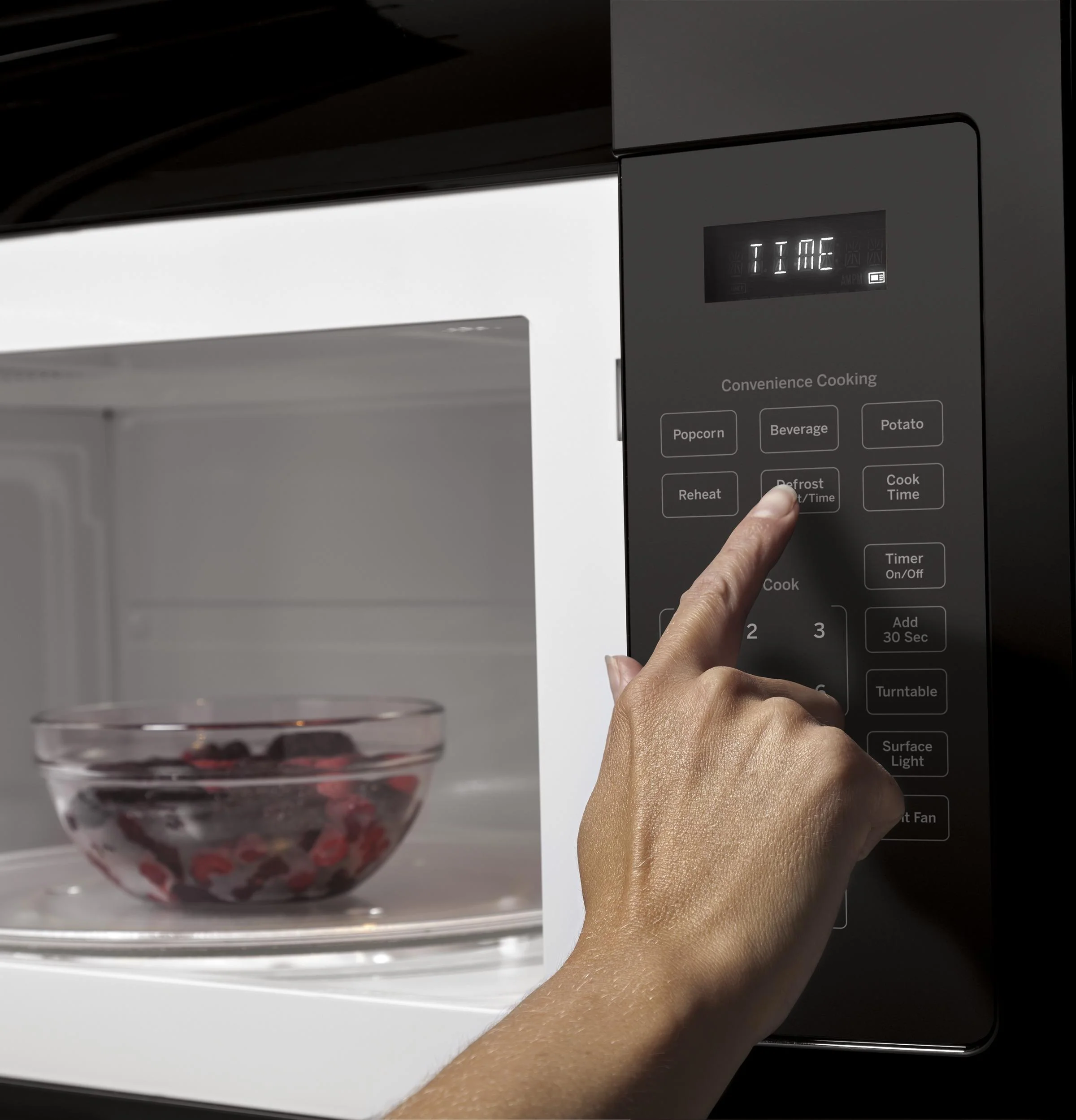 JVM3160DFBB GE® 1.6 Cu. Ft. Over-the-Range Microwave Oven - Image 6