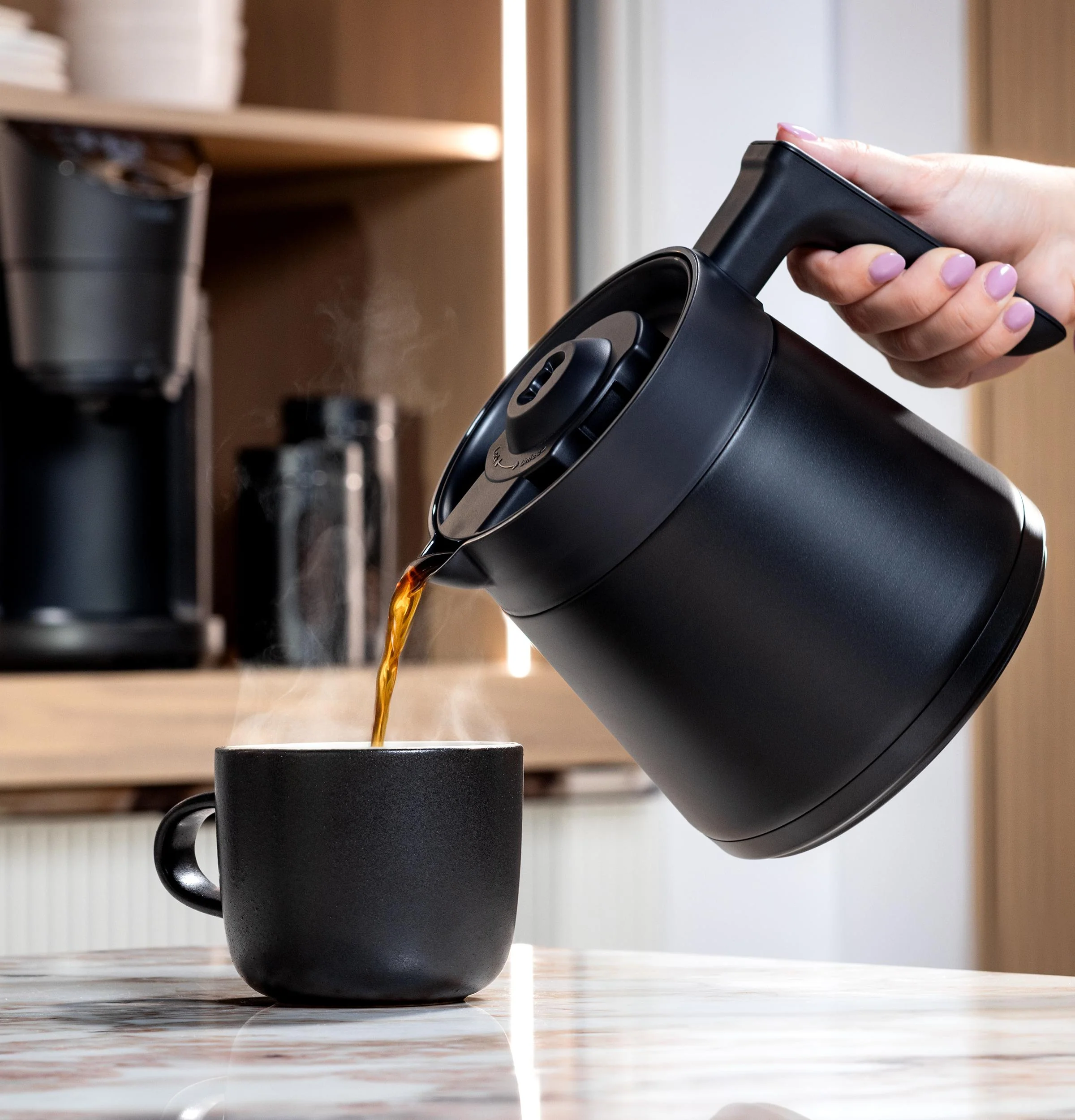 P7CGAAS6TBB GE Profile™ Smart Grind and Brew Coffee Maker with Podless Single Serve - Image 10