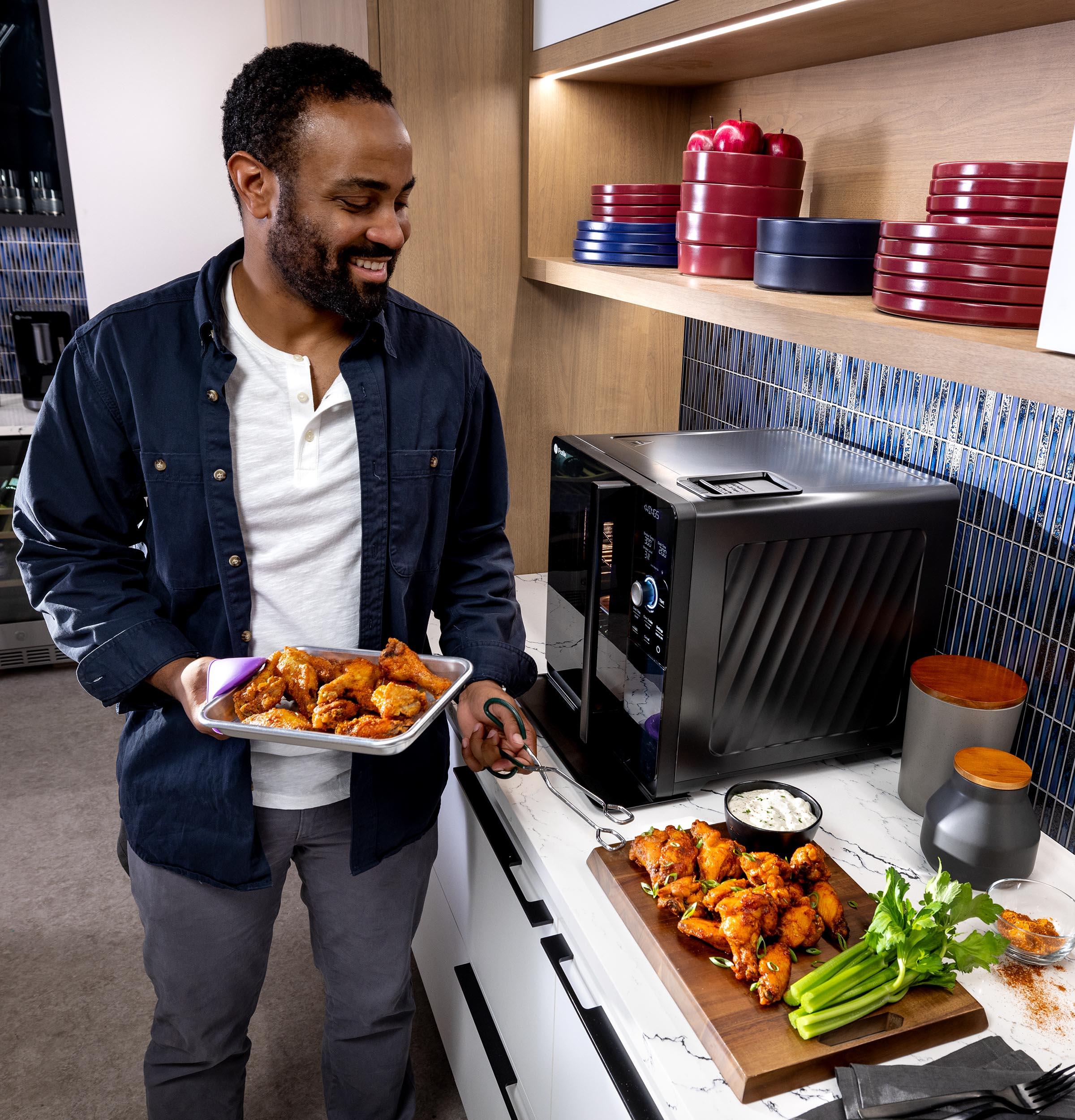 P9SBAAS6VBB GE Profile™ Smart Indoor Pellet Smoker - Image 8