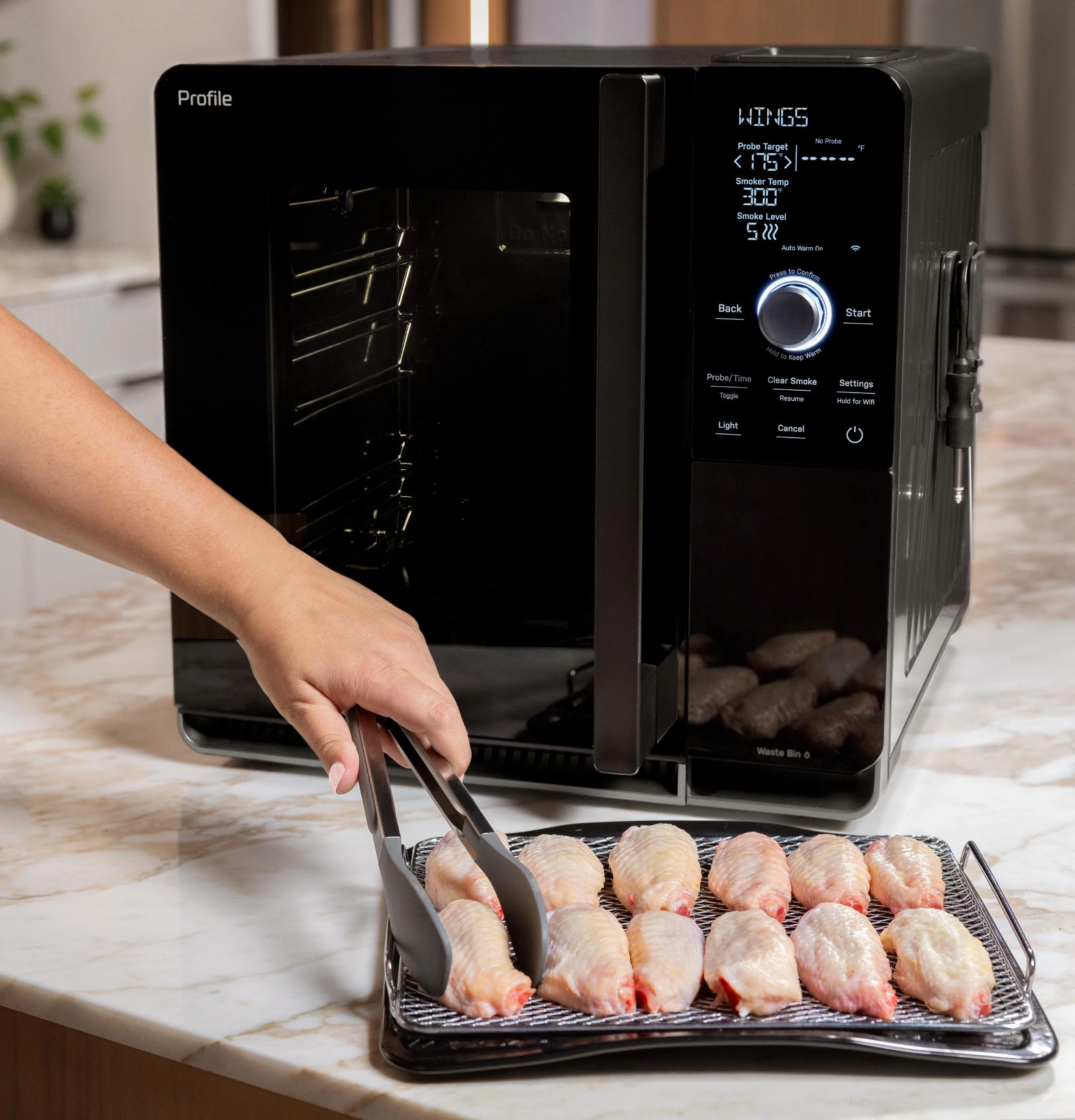 P9SBKTS1W1U GE Profile™ Indoor Smoker Prep Tray - Image 2