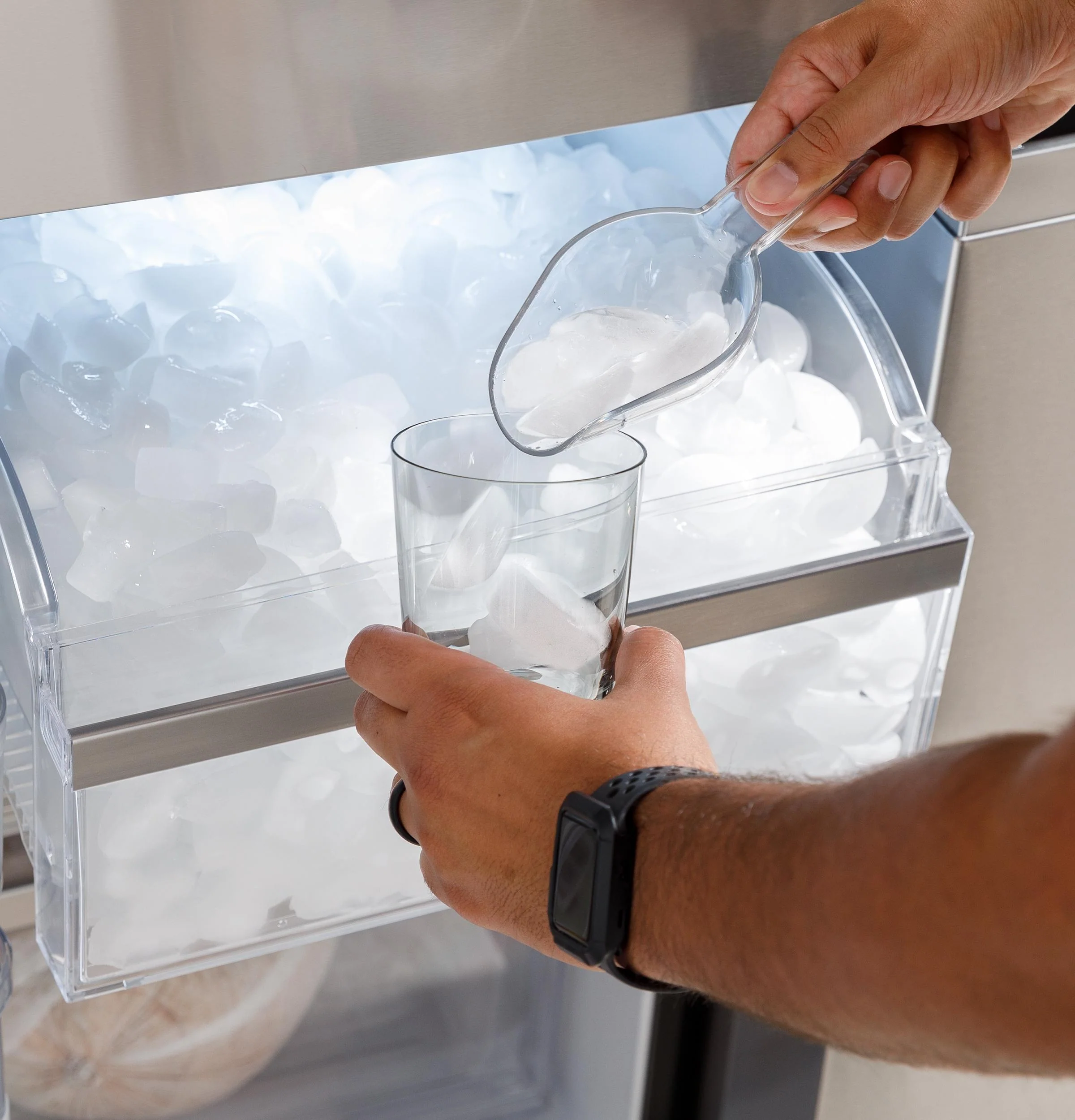 PAD28BYTFS GE Profile™ ENERGY STAR® 28.4 Cu. Ft. Quad-Door Refrigerator with Dual-Dispense AutoFill Pitcher and Door in Door - Image 18