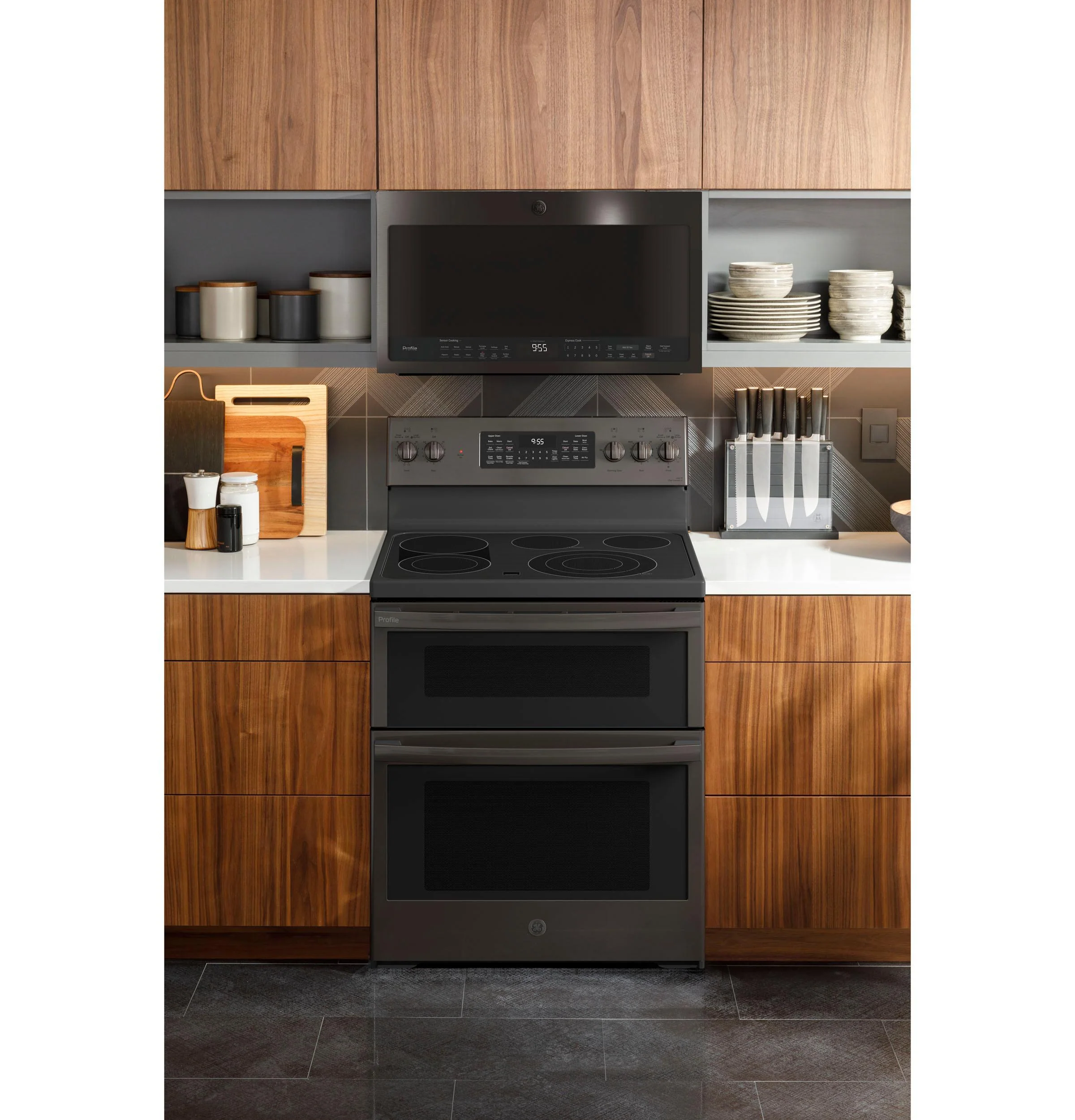 PB965BPTS GE Profile™ 30" Smart Free-Standing Electric Double Oven Convection Range with No Preheat Air Fry - Image 6