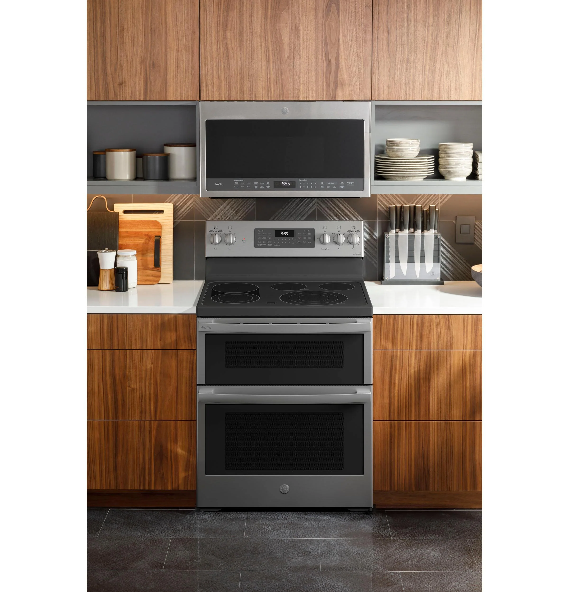 PB965YPFS GE Profile™ 30" Smart Free-Standing Electric Double Oven Convection Range with No Preheat Air Fry - Image 15