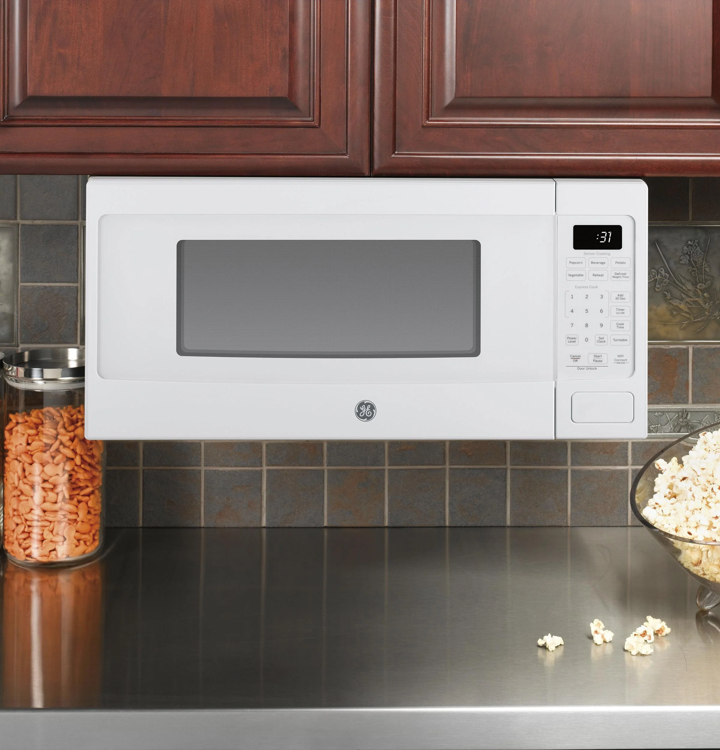 PCHK11S1WWW GE Profile™ 1.1 Cu. Ft. Countertop Microwave Oven - Image 3