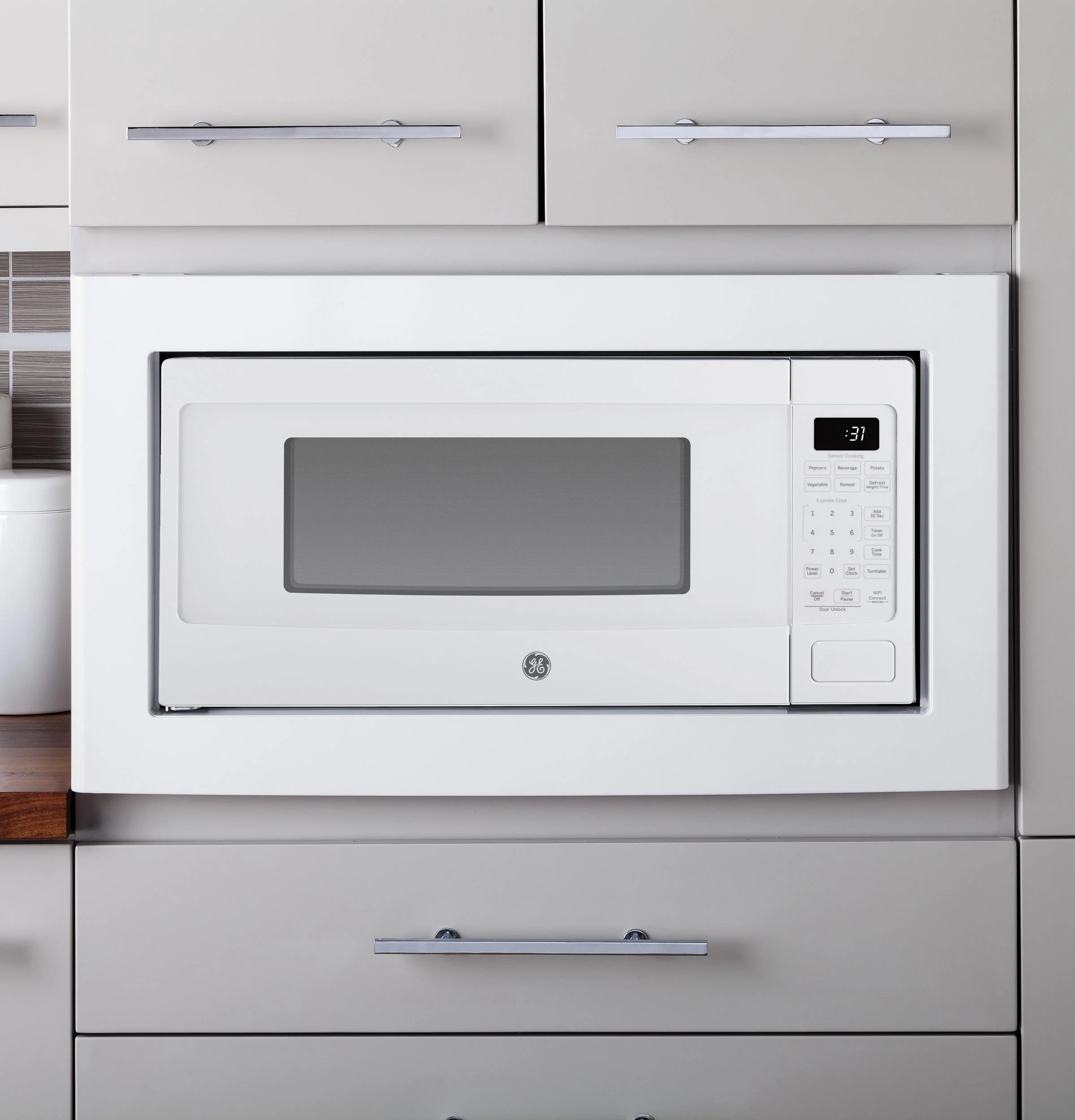 PCHK11S1WWW GE Profile™ 1.1 Cu. Ft. Countertop Microwave Oven - Image 5