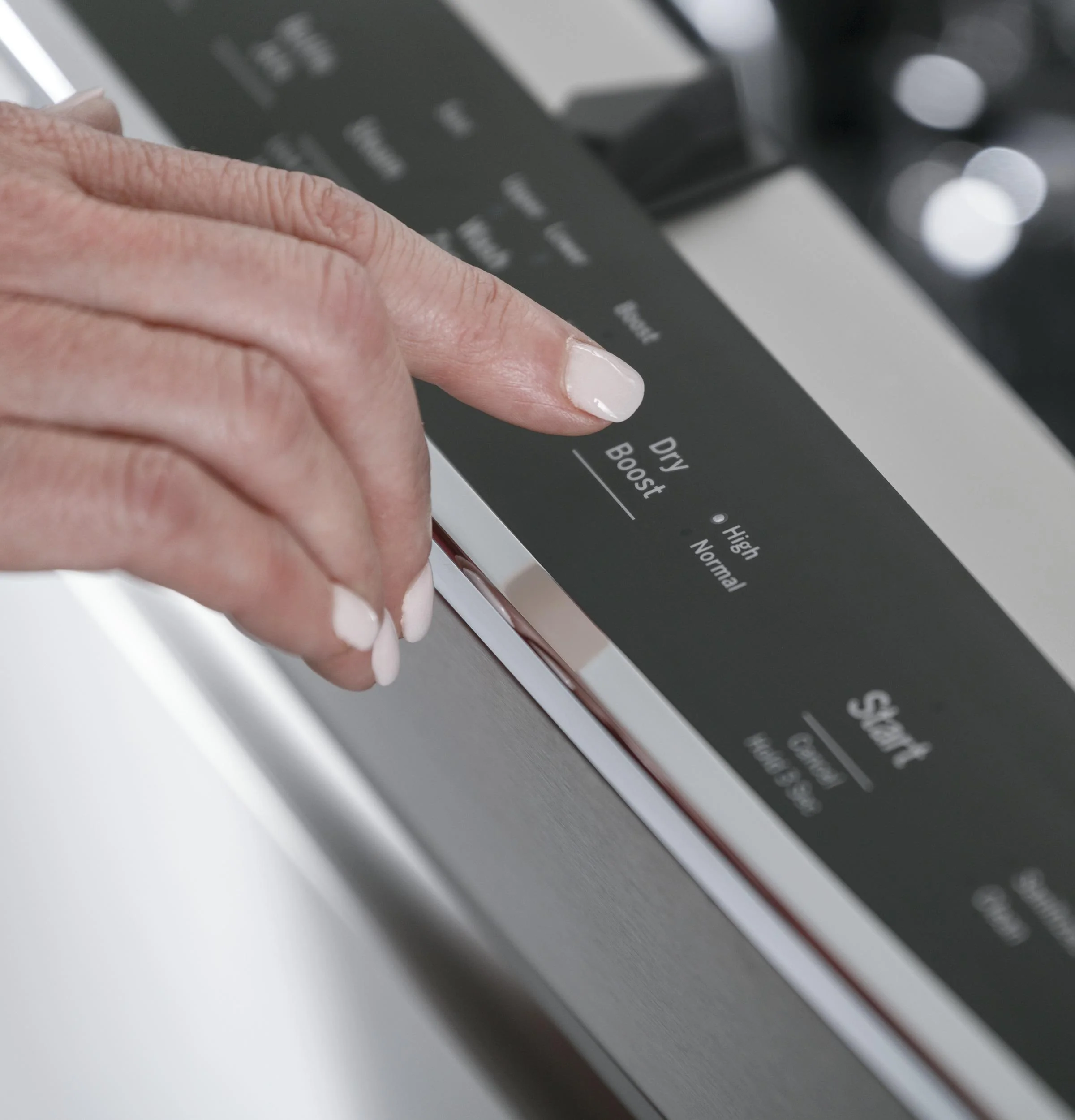 GE Profile™ ENERGY STAR® Top Control with Stainless Steel Interior Dishwasher with Sanitize Cycle & Dry Boost with Fan Assist - Image 11