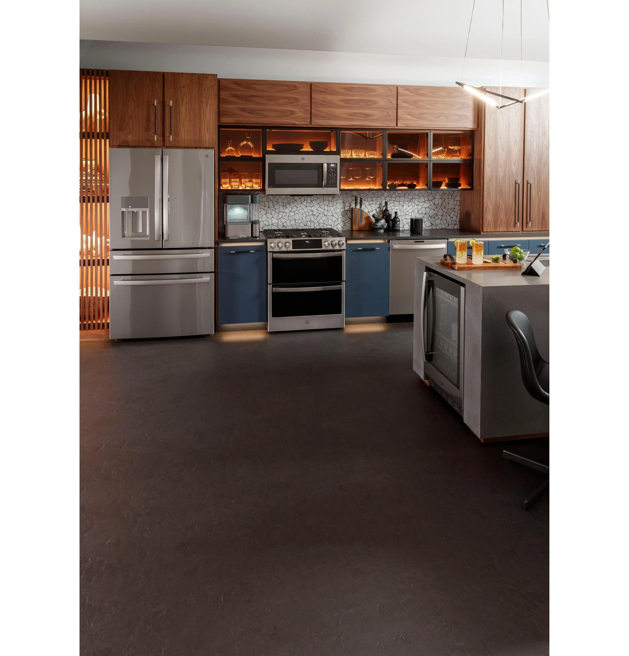 GE Profile™ ENERGY STAR® Fingerprint Resistant Top Control with Stainless Steel Interior Dishwasher with Sanitize Cycle - Image 27
