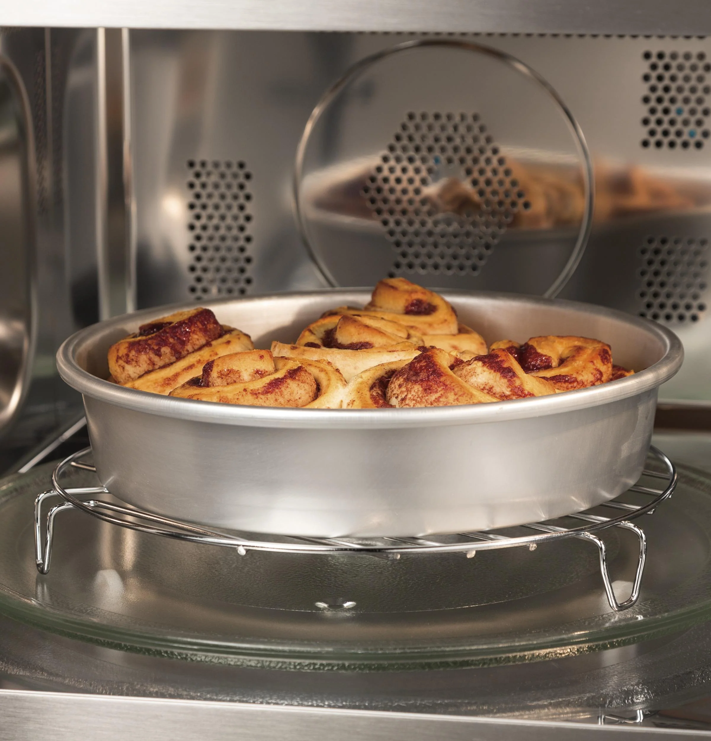 PEB9159SJSS GE Profile™ 1.5 Cu. Ft. Countertop Convection/Microwave Oven - Image 6
